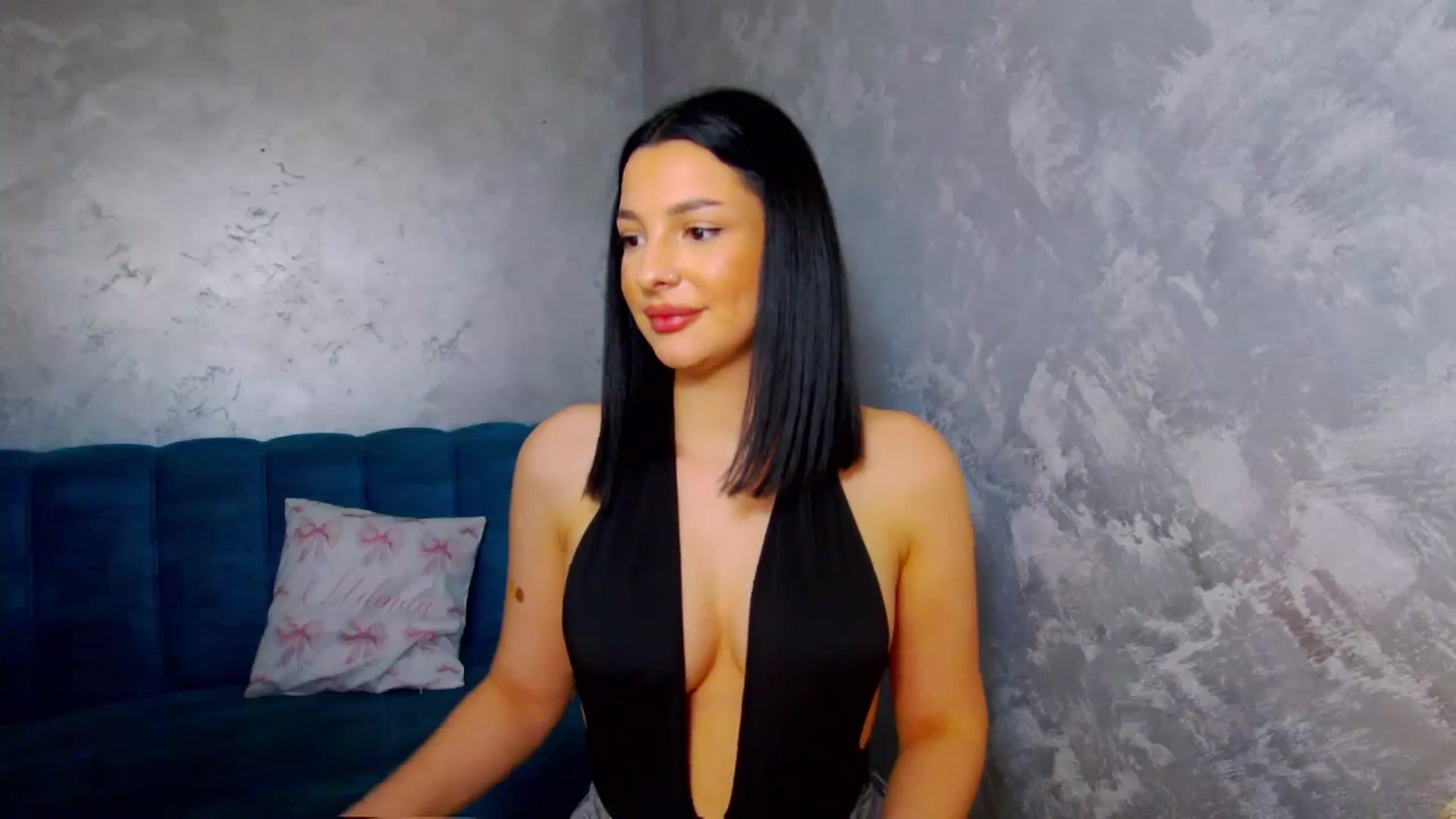 Gallery image thumbnail from SexyLittleMe's myfreecams stream on, 02/22/2025, 16:21 image 4 of 20