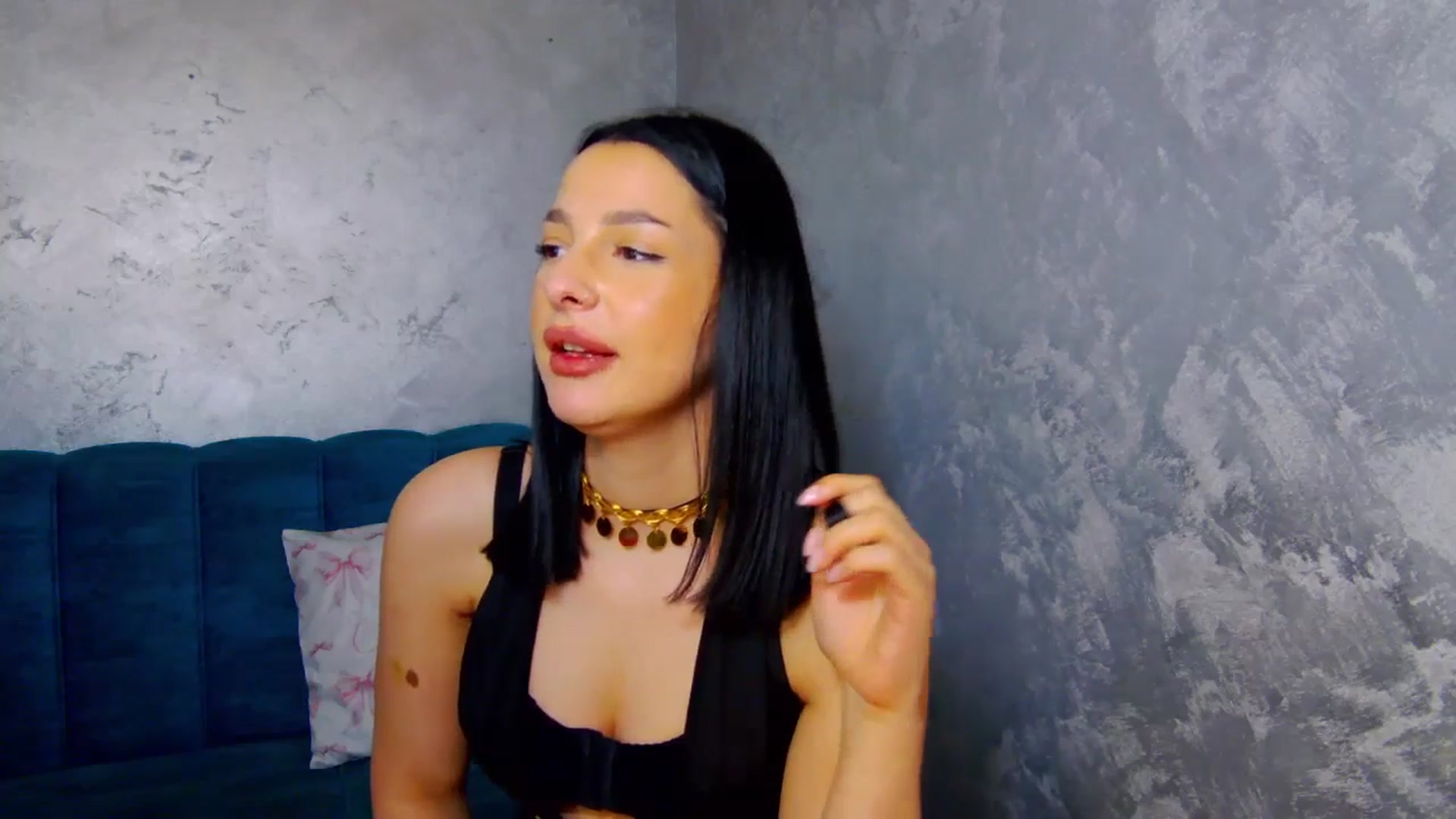 Gallery image thumbnail from SexyLittleMe's myfreecams stream on, 02/22/2025, 20:09 image 15 of 20