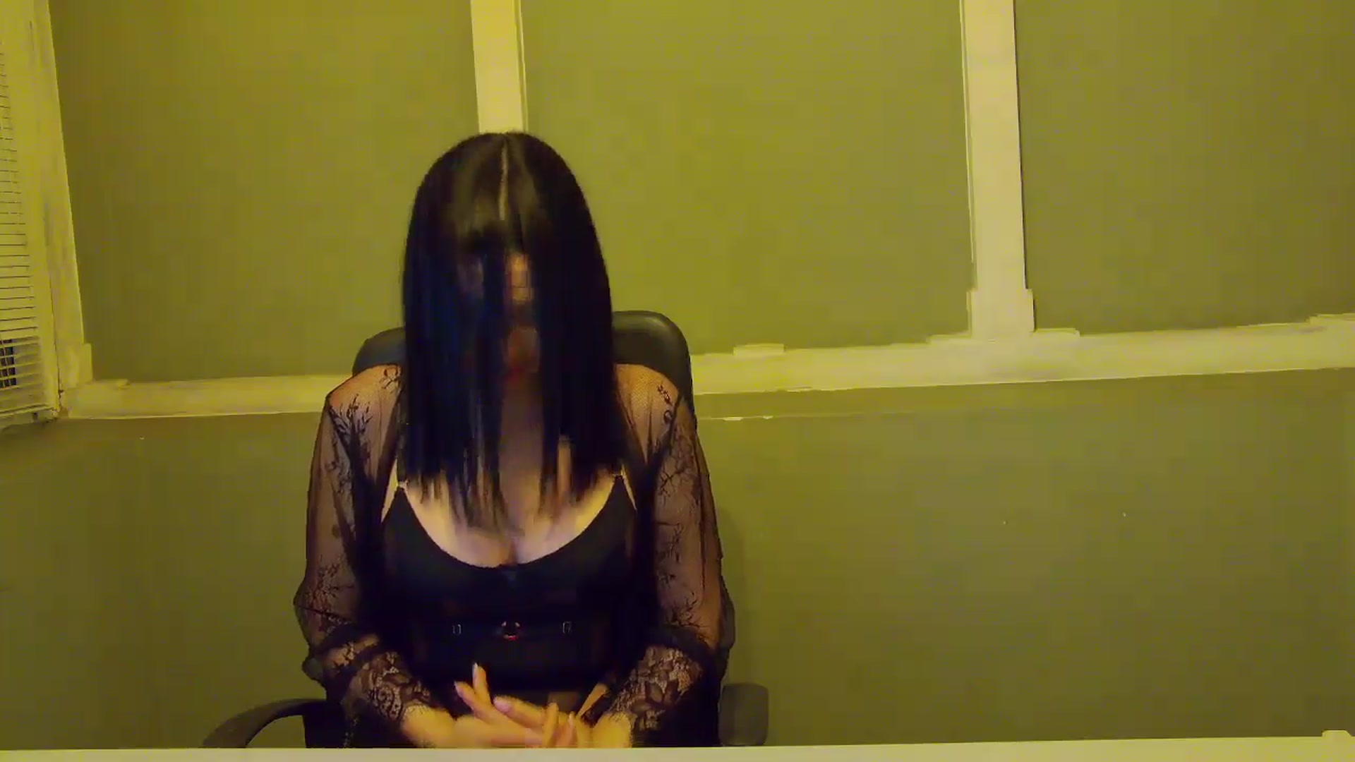 Gallery image thumbnail from SexyLittleMe's myfreecams stream on, 02/24/2025, 20:12 image 19 of 20