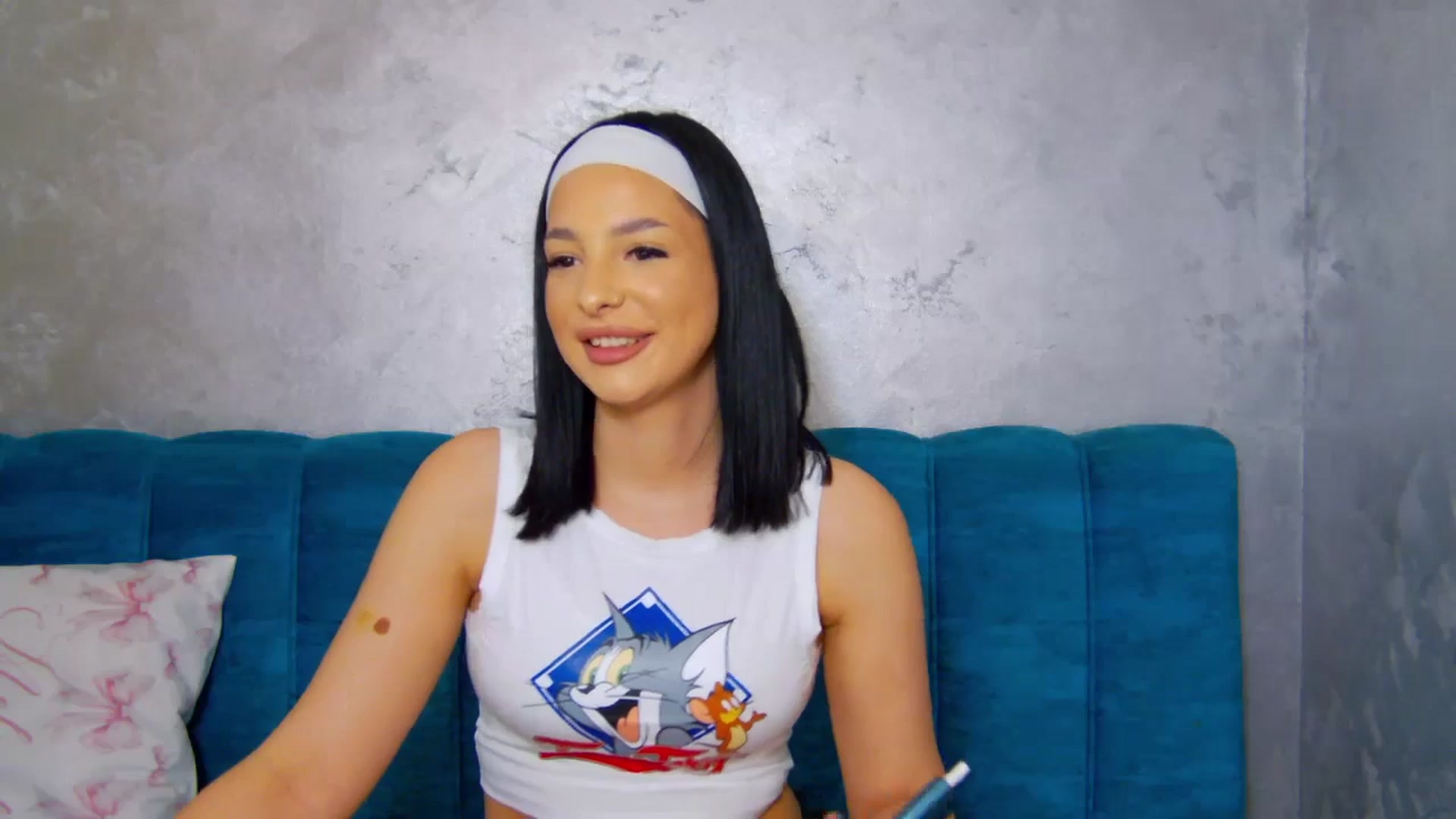 Gallery image thumbnail from SexyLittleMe's myfreecams stream on, 02/25/2025, 16:18 image 5 of 20