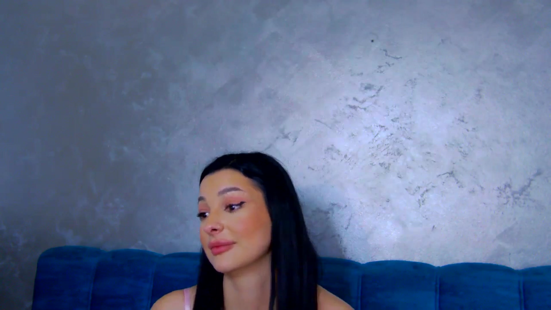 Gallery image thumbnail from SexyLittleMe's myfreecams stream on, 02/26/2025, 20:15 image 19 of 20