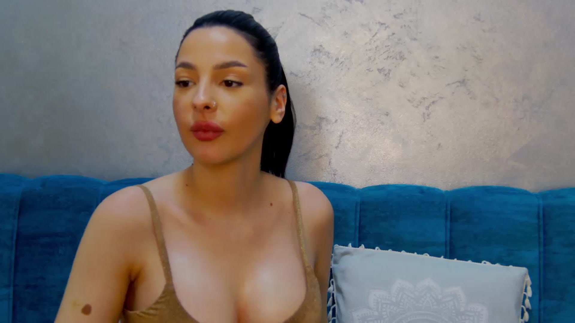 Gallery image thumbnail from SexyLittleMe's myfreecams stream on, 02/27/2025, 16:18 image 19 of 20