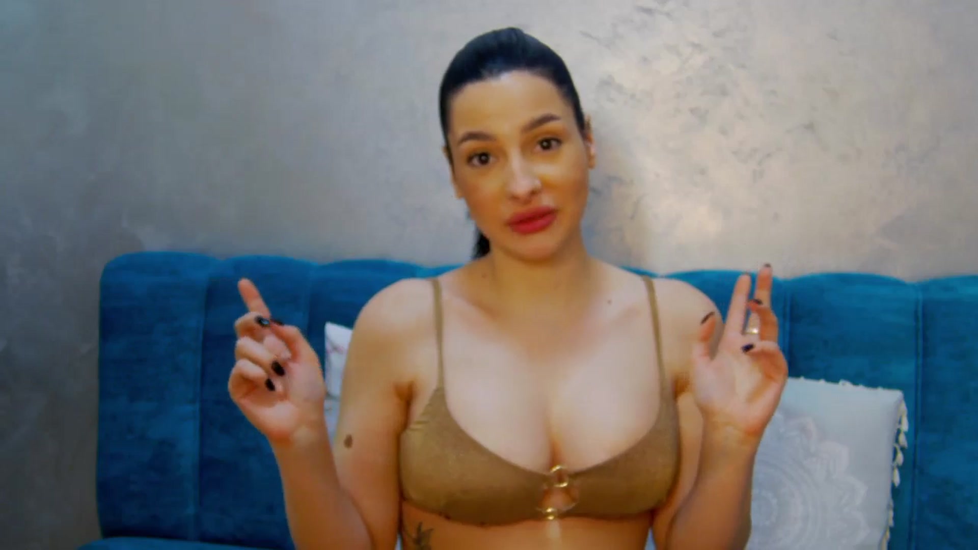 Gallery image thumbnail from SexyLittleMe's myfreecams stream on, 02/27/2025, 18:15 image 3 of 20