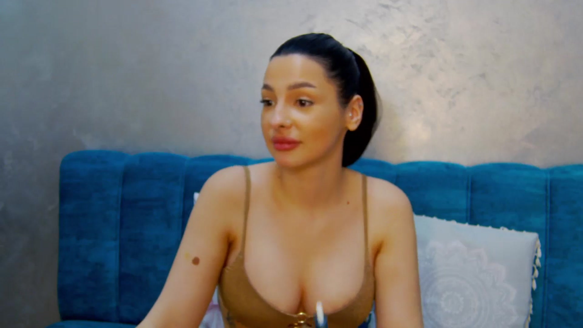Gallery image thumbnail from SexyLittleMe's myfreecams stream on, 02/27/2025, 18:15 image 13 of 20