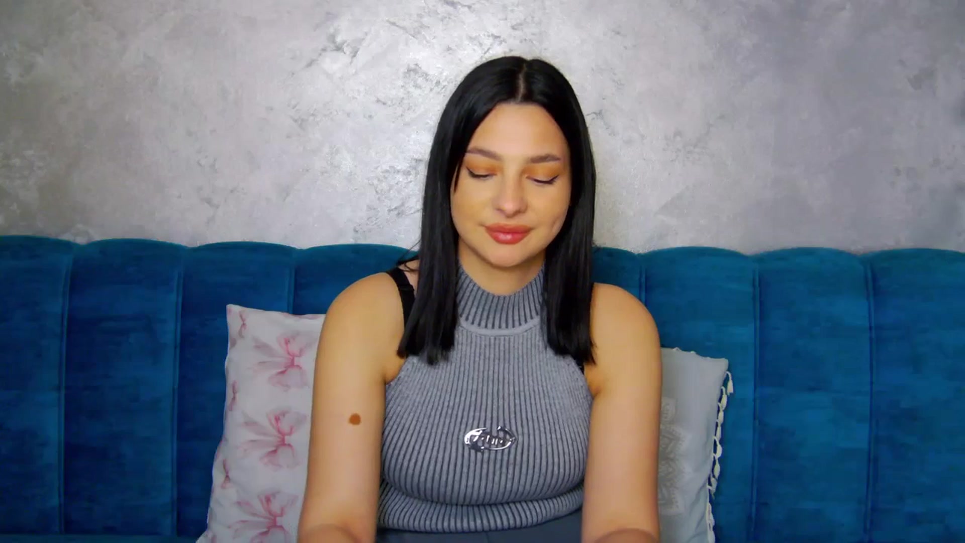 Gallery image thumbnail from SexyLittleMe's myfreecams stream on, 03/11/2025, 18:47 image 4 of 20