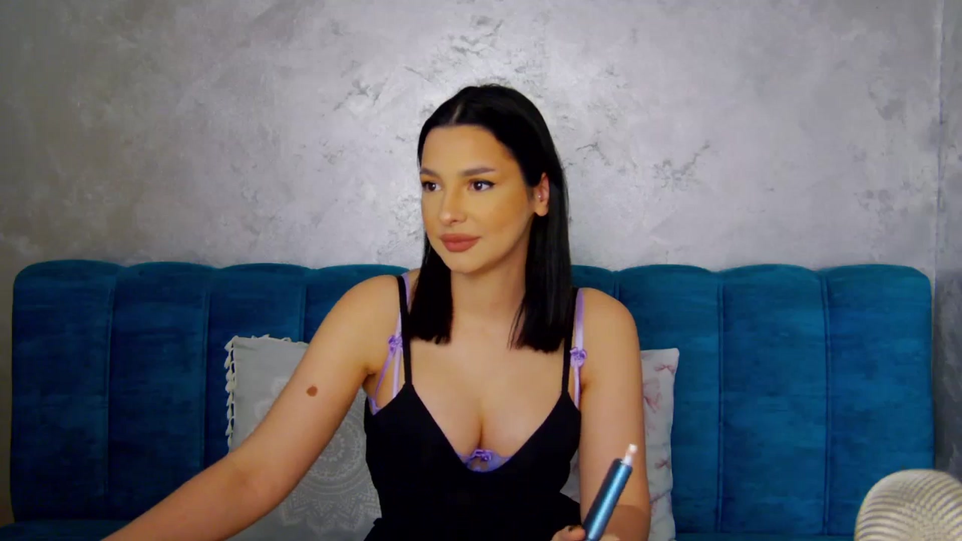 Gallery image thumbnail from SexyLittleMe's myfreecams stream on, 03/12/2025, 16:46 image 5 of 20