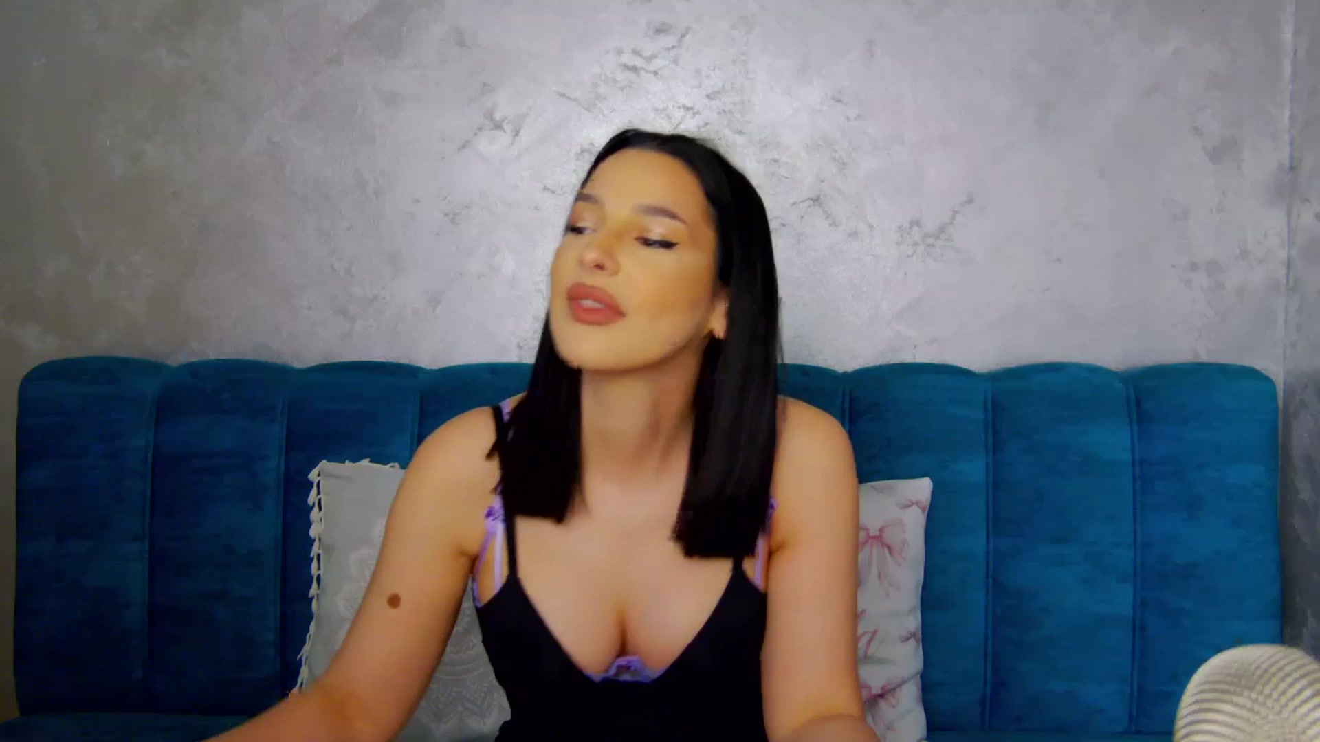 Gallery image thumbnail from SexyLittleMe's myfreecams stream on, 03/12/2025, 16:46 image 14 of 20