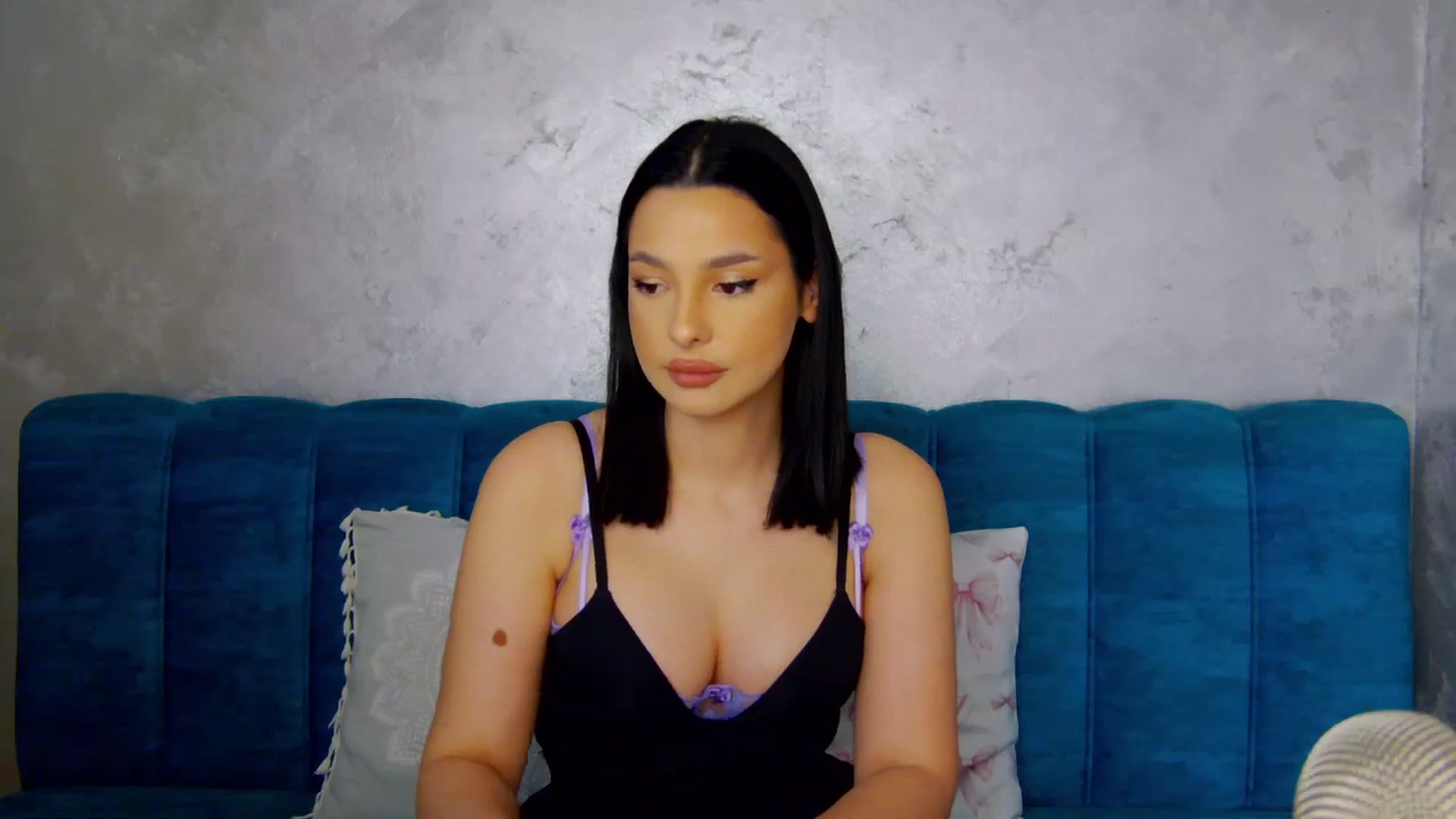 Gallery image thumbnail from SexyLittleMe's myfreecams stream on, 03/12/2025, 16:46 image 8 of 20