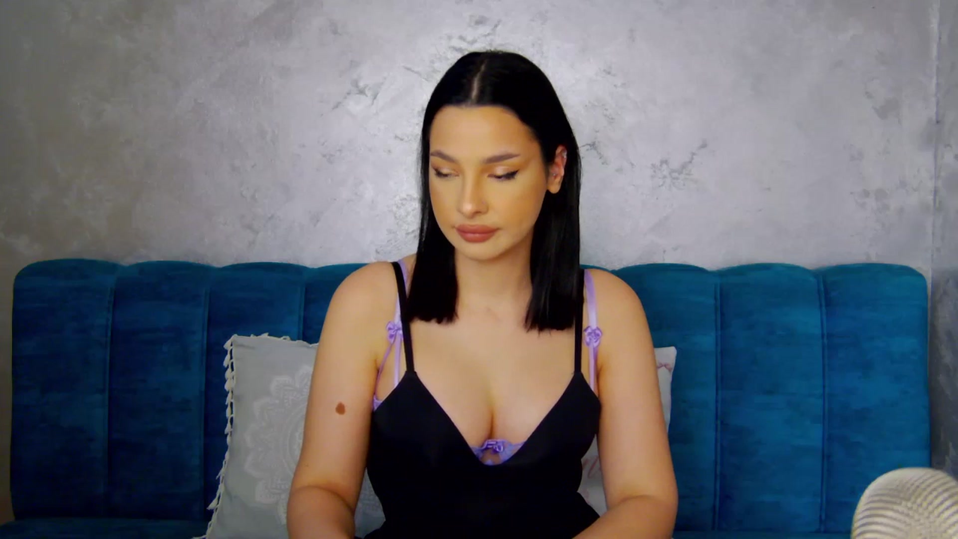 Gallery image thumbnail from SexyLittleMe's myfreecams stream on, 03/12/2025, 16:46 image 2 of 20