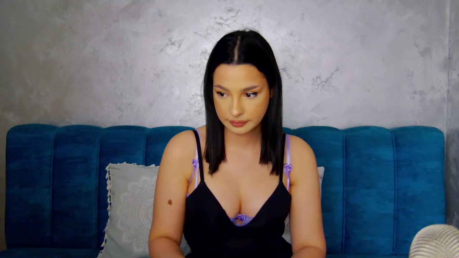 Gallery image thumbnail from SexyLittleMe's myfreecams stream on, 03/12/2025, 17:09 image 2 of 20