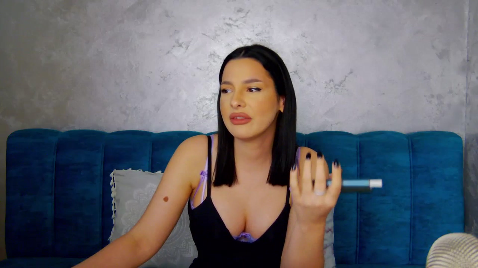 Gallery image thumbnail from SexyLittleMe's myfreecams stream on, 03/12/2025, 17:09 image 6 of 20