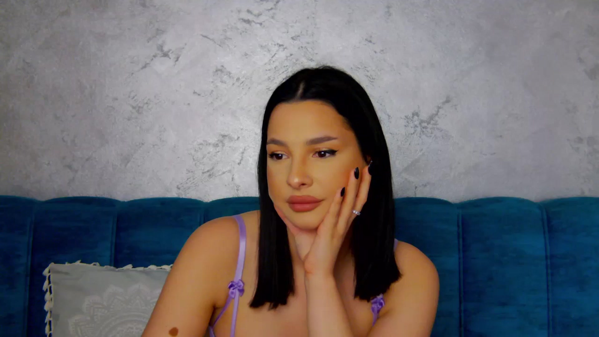 Gallery image thumbnail from SexyLittleMe's myfreecams stream on, 03/12/2025, 18:36 image 17 of 20