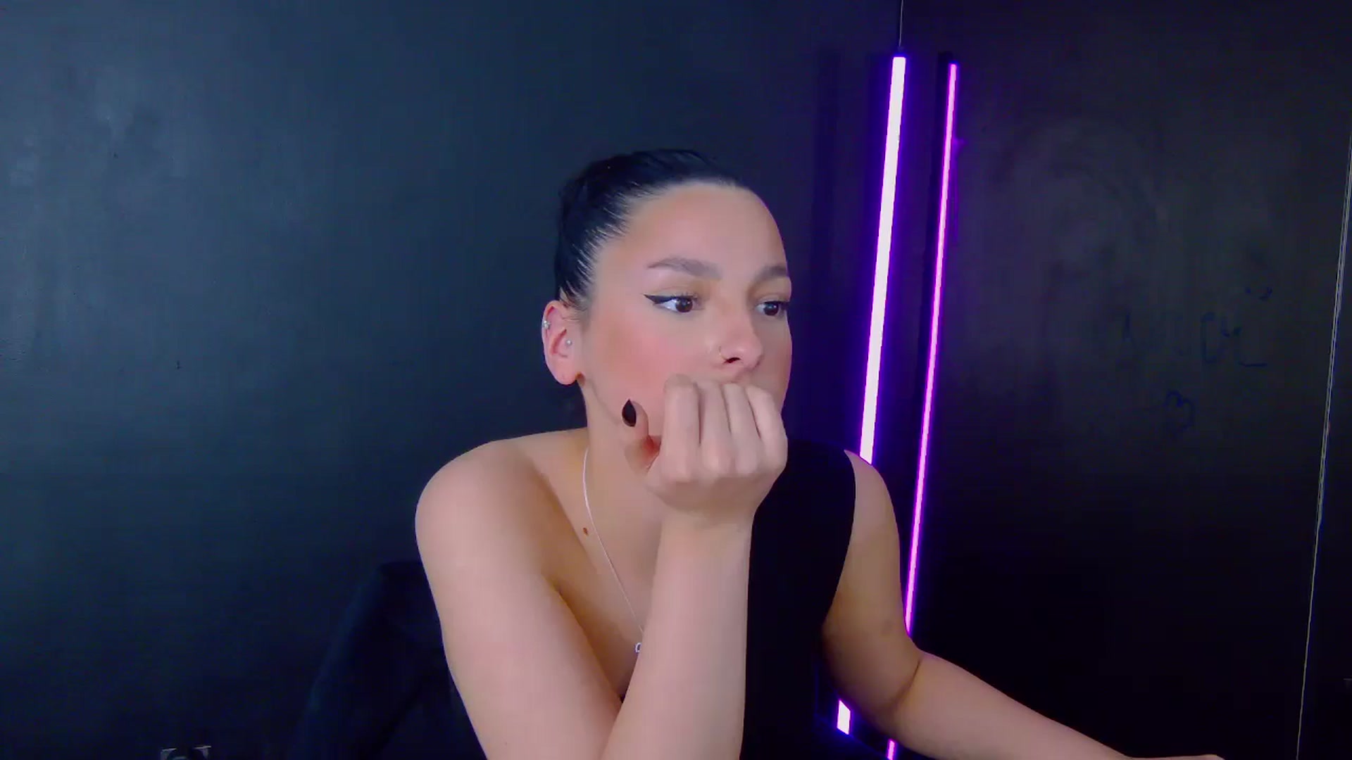 Gallery image thumbnail from SexyLittleMe's myfreecams stream on, 03/14/2025, 20:13 image 1 of 20