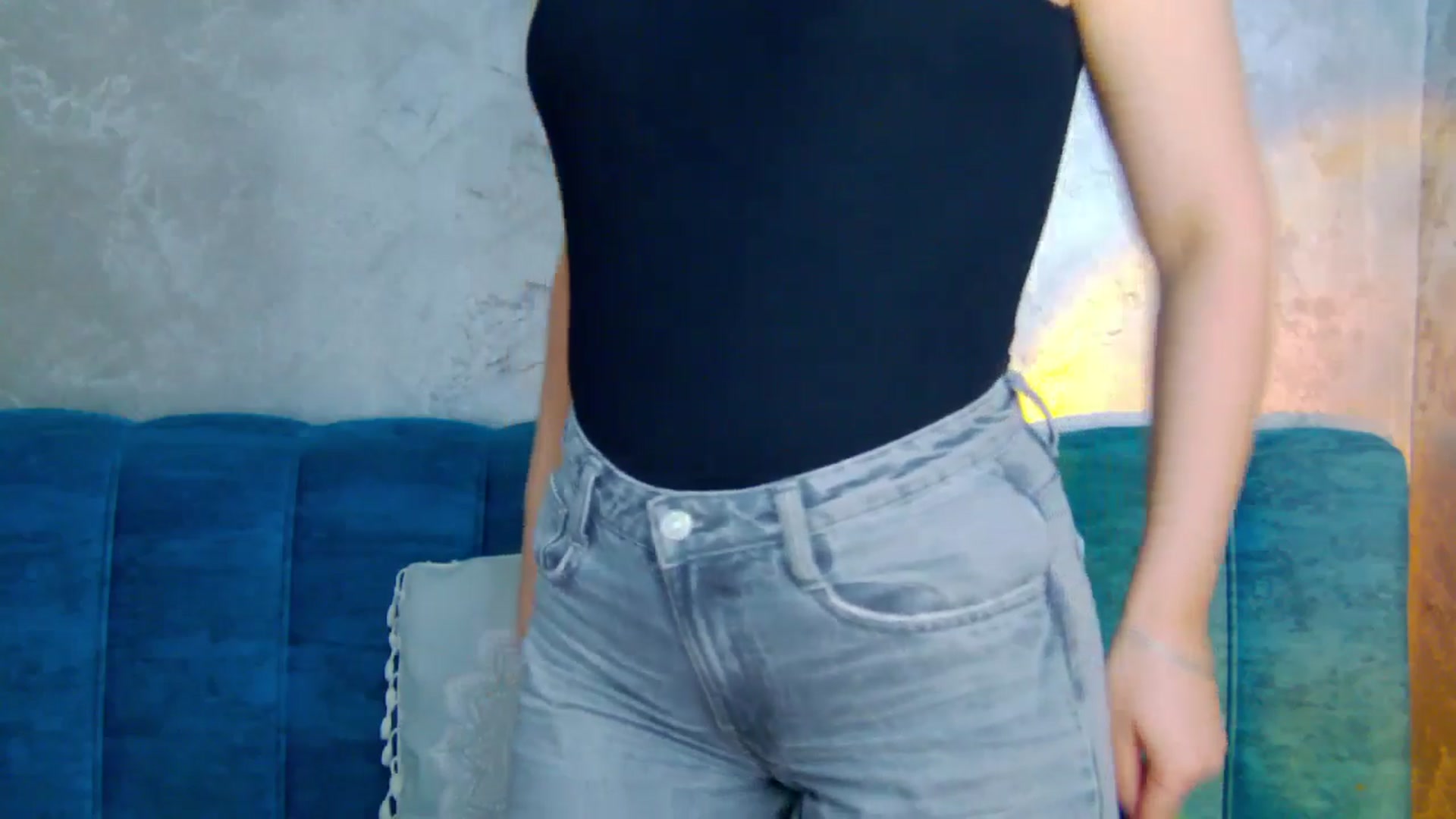 Gallery image thumbnail from SexyLittleMe's myfreecams stream on, 03/17/2025, 15:42 image 6 of 20