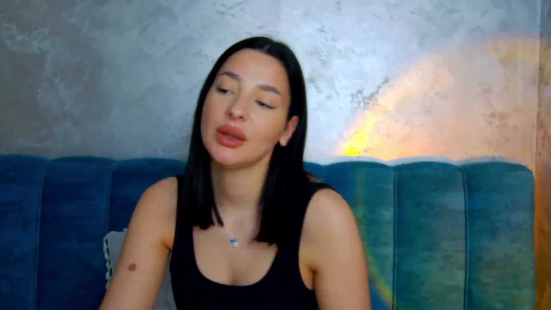 Gallery image thumbnail from SexyLittleMe's myfreecams stream on, 03/17/2025, 15:42 image 8 of 20