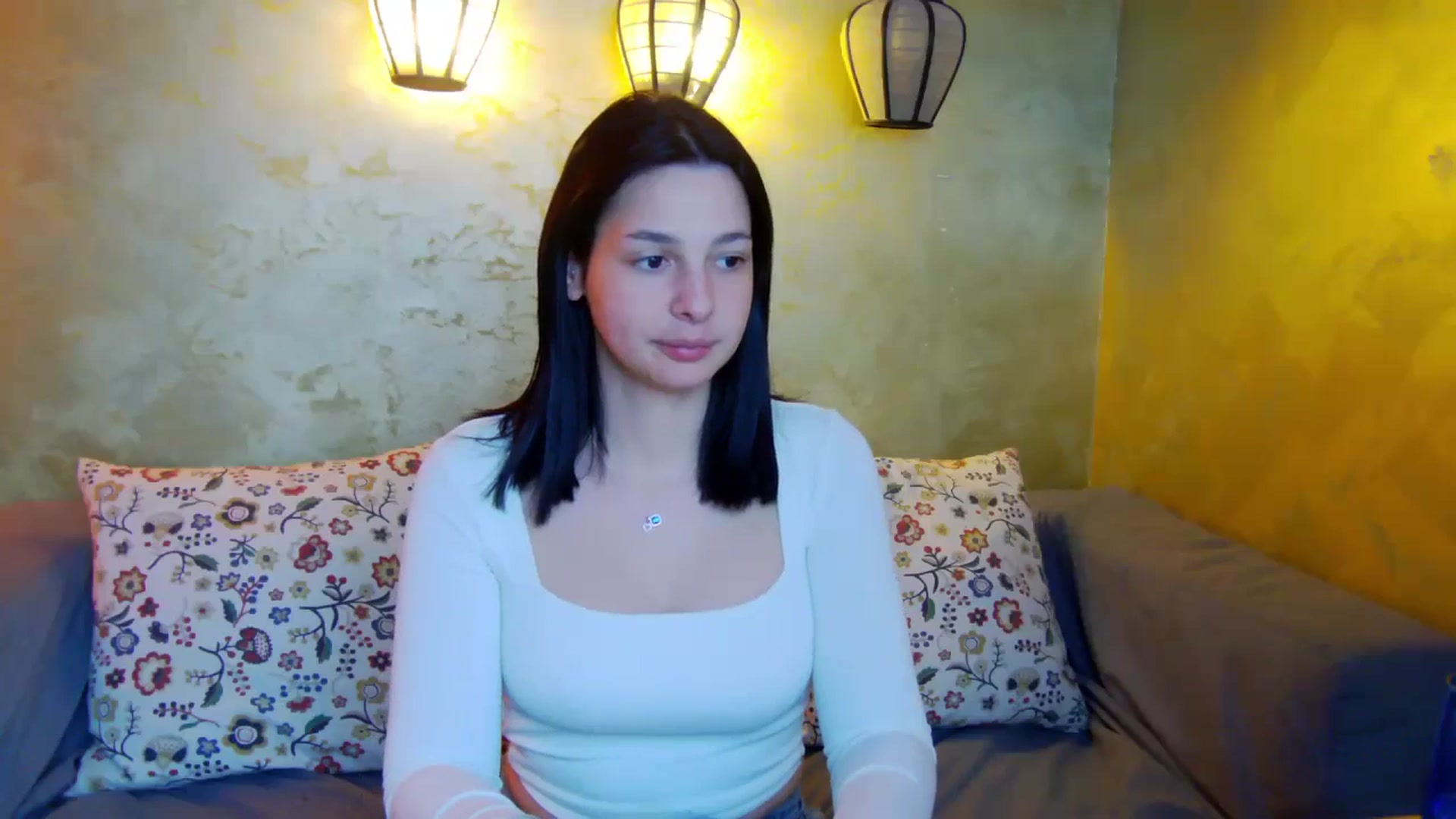Gallery image thumbnail from SexyLittleMe's myfreecams stream on, 03/19/2025, 16:05 image 16 of 20