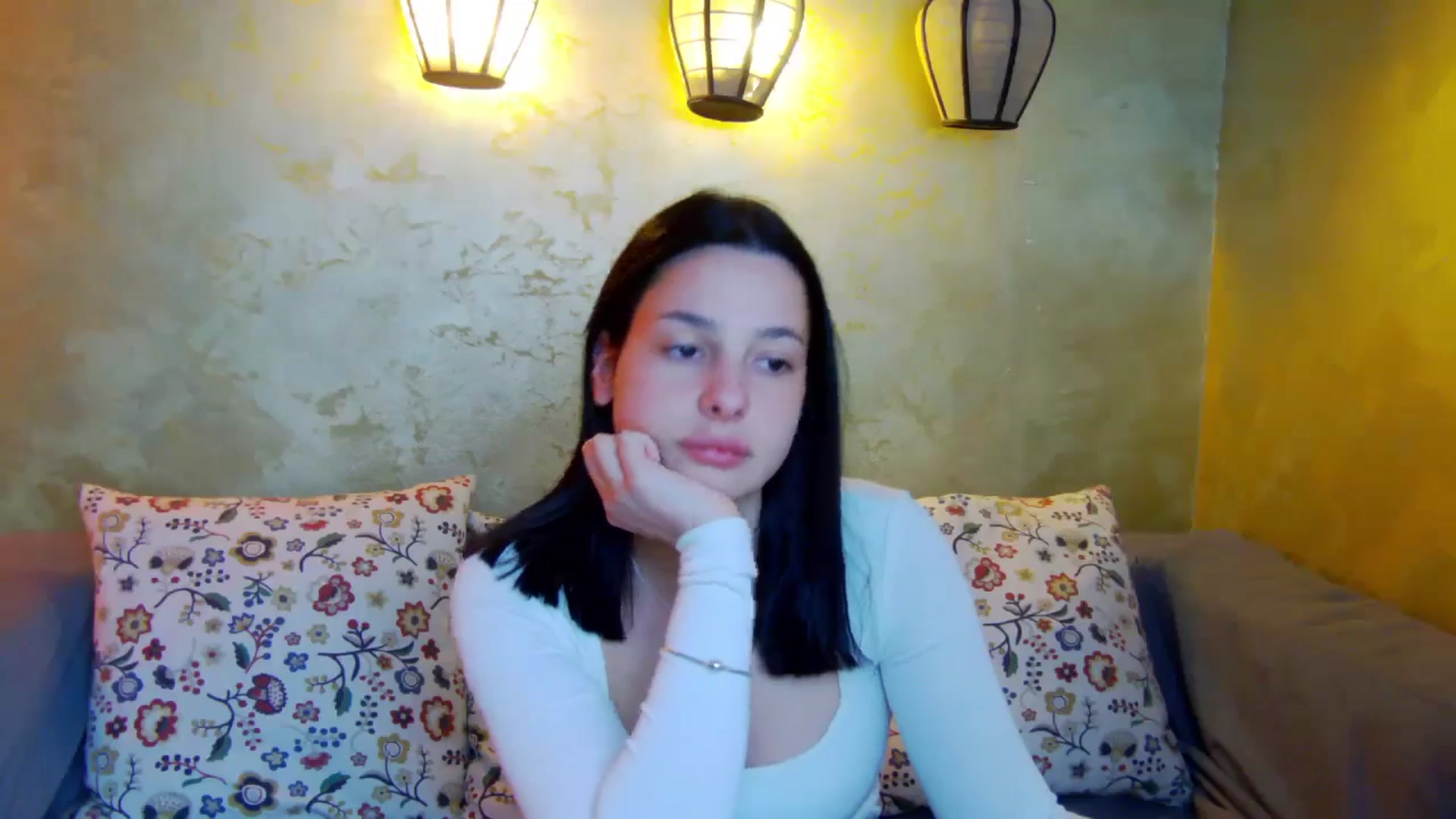 Gallery image thumbnail from SexyLittleMe's myfreecams stream on, 03/19/2025, 18:09 image 8 of 20
