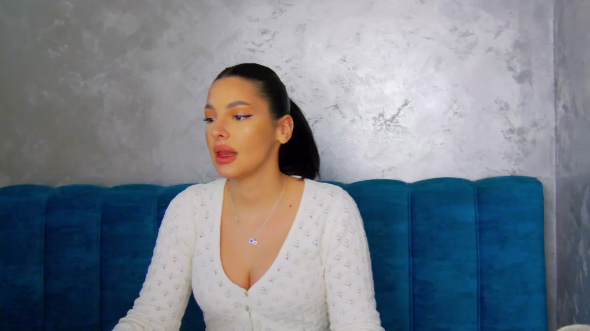 Gallery image thumbnail from SexyLittleMe's myfreecams stream on, 03/21/2025, 14:48 image 3 of 20