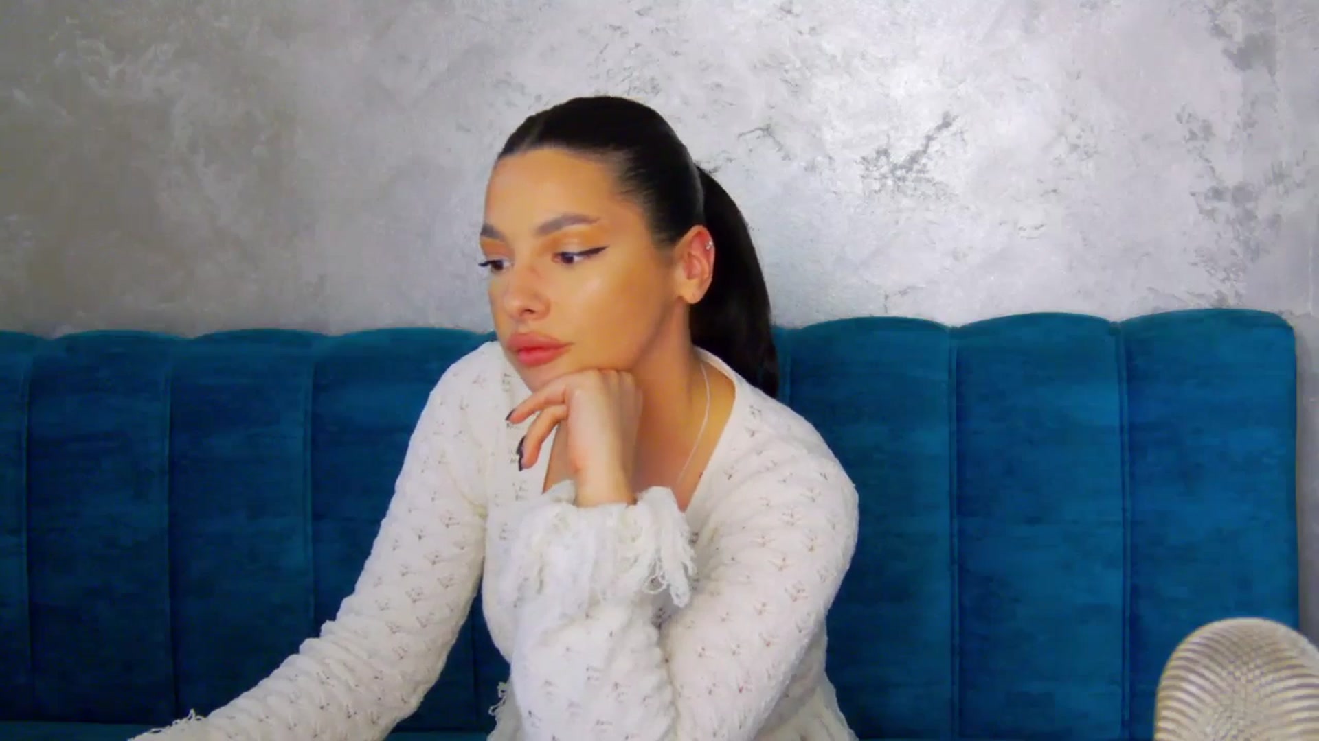 Gallery image thumbnail from SexyLittleMe's myfreecams stream on, 03/21/2025, 17:31 image 2 of 20
