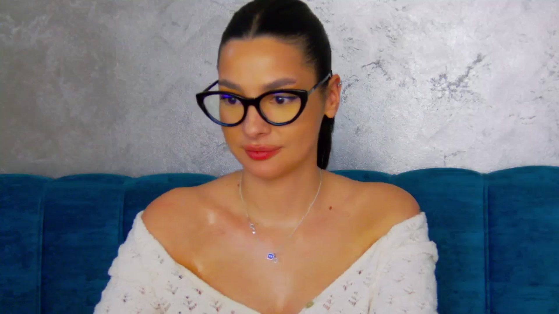 Gallery image thumbnail from SexyLittleMe's myfreecams stream on, 03/21/2025, 20:39 image 6 of 20