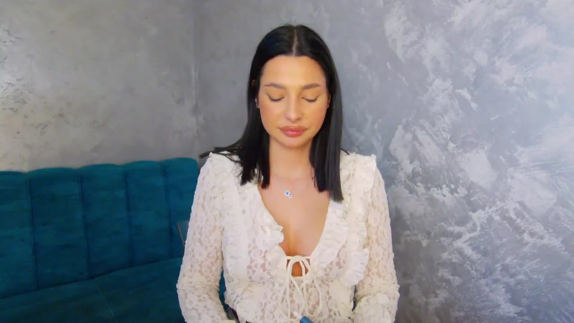 Gallery image thumbnail from SexyLittleMe's myfreecams stream on, 03/22/2025, 18:20 image 8 of 20