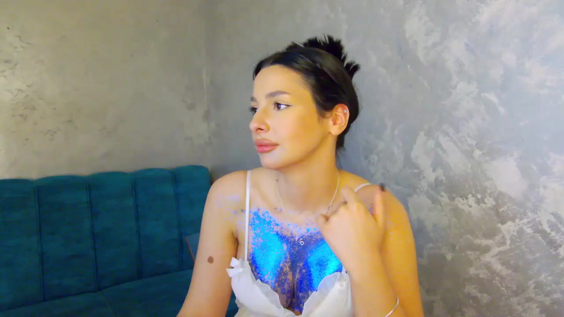 Gallery image thumbnail from SexyLittleMe's myfreecams stream on, 03/22/2025, 19:27 image 17 of 20