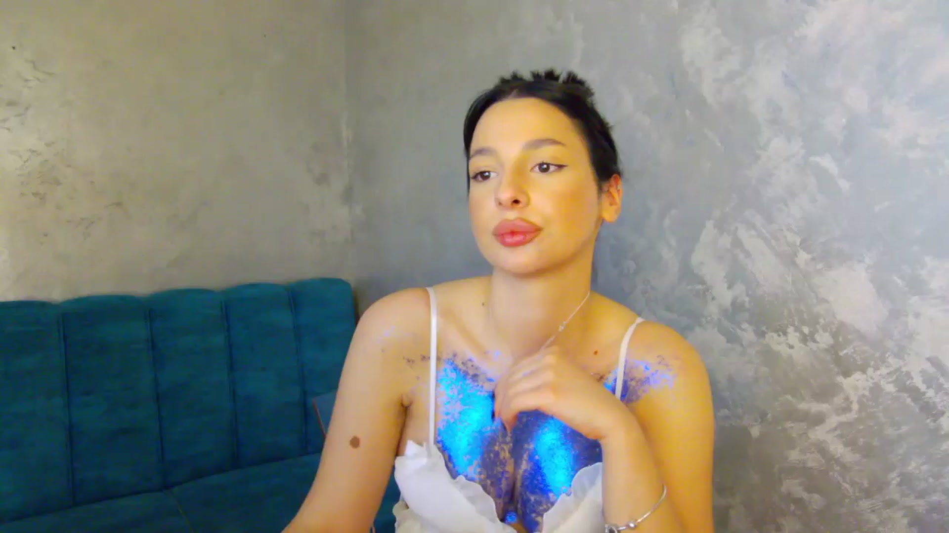 Gallery image thumbnail from SexyLittleMe's myfreecams stream on, 03/22/2025, 19:27 image 14 of 20