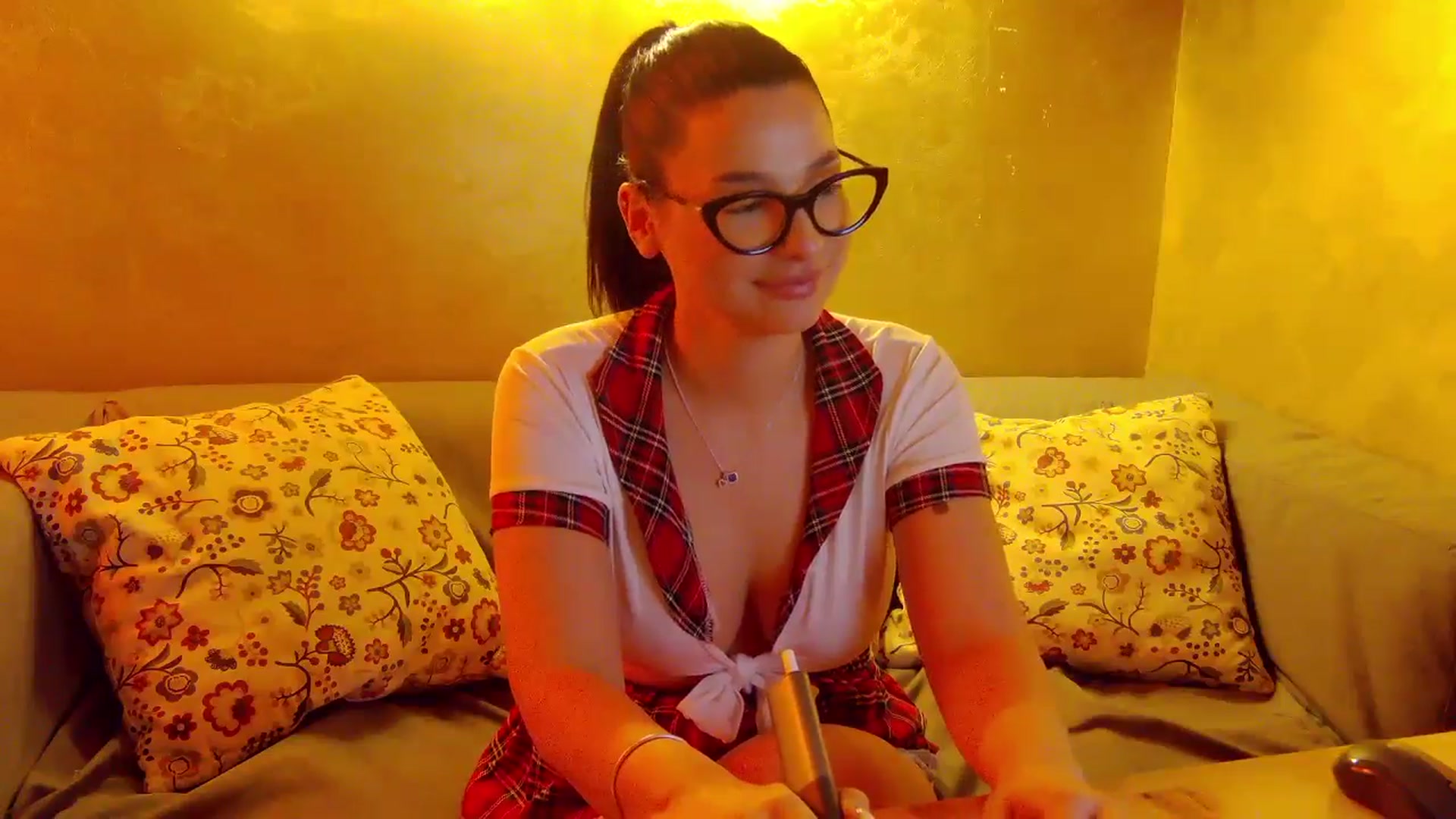 Gallery image thumbnail from SexyLittleMe's myfreecams stream on, 03/24/2025, 20:20 image 3 of 20