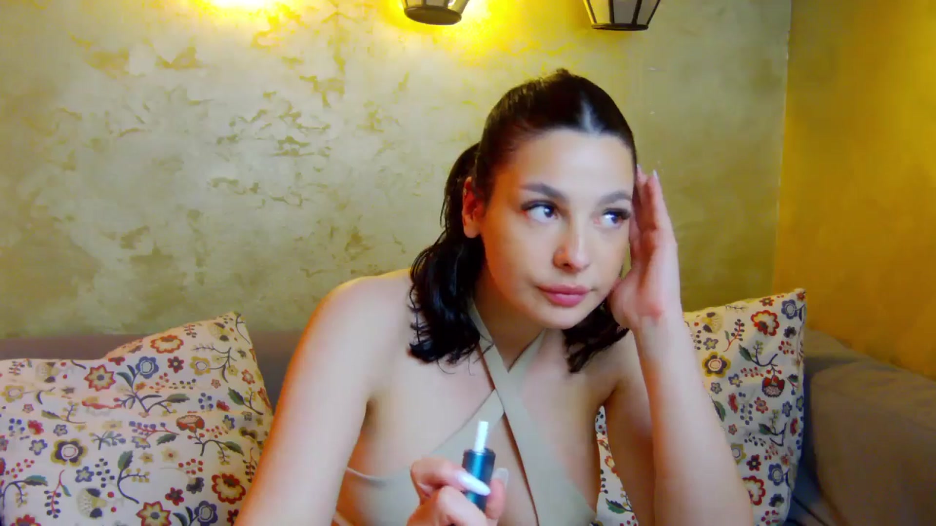 Gallery image thumbnail from SexyLittleMe's myfreecams stream on, 03/26/2025, 19:28 image 3 of 20