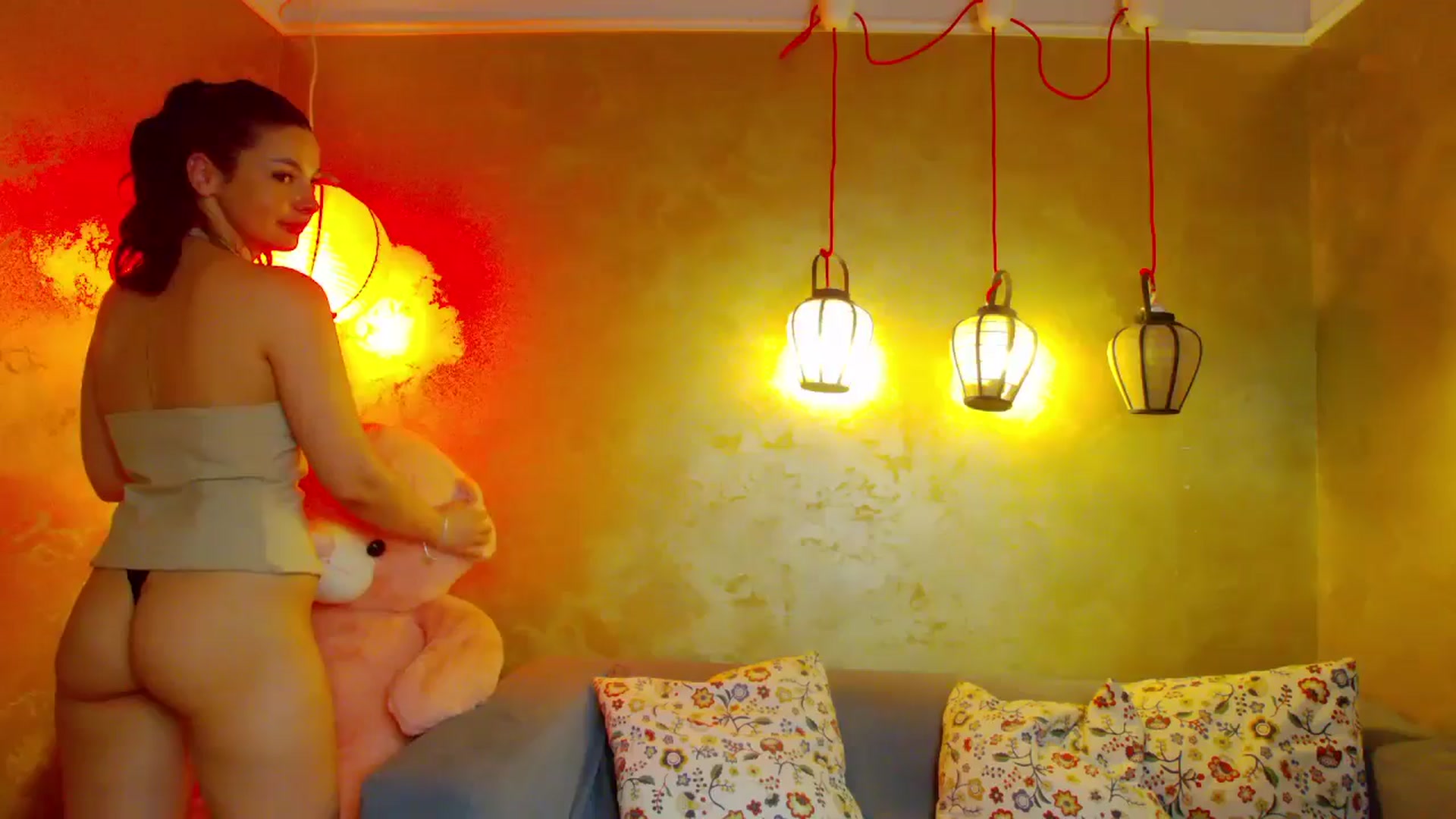 Gallery image thumbnail from SexyLittleMe's myfreecams stream on, 03/26/2025, 20:03 image 1 of 20