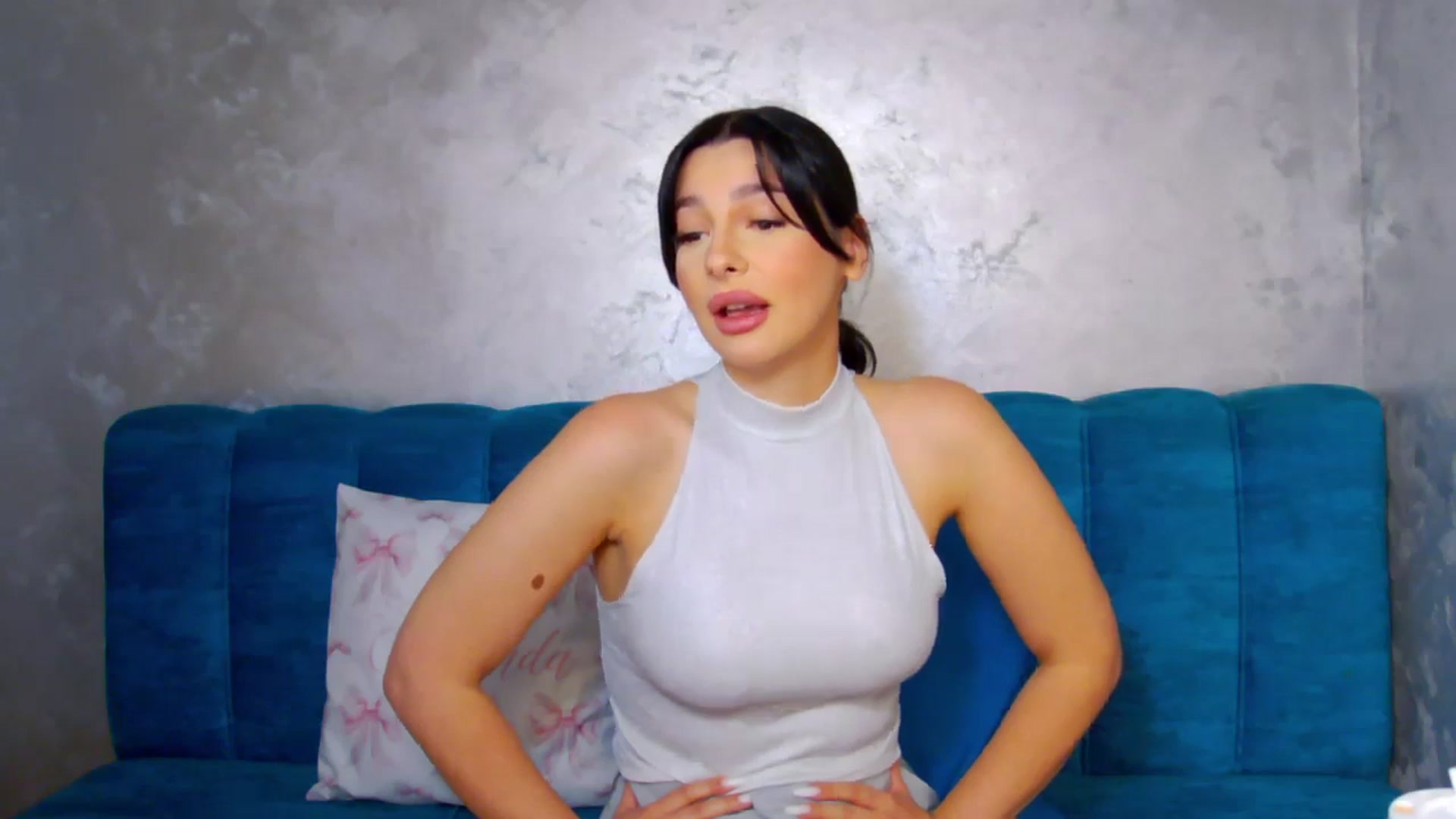 Gallery image thumbnail from SexyLittleMe's myfreecams stream on, 04/02/2025, 15:13 image 7 of 20