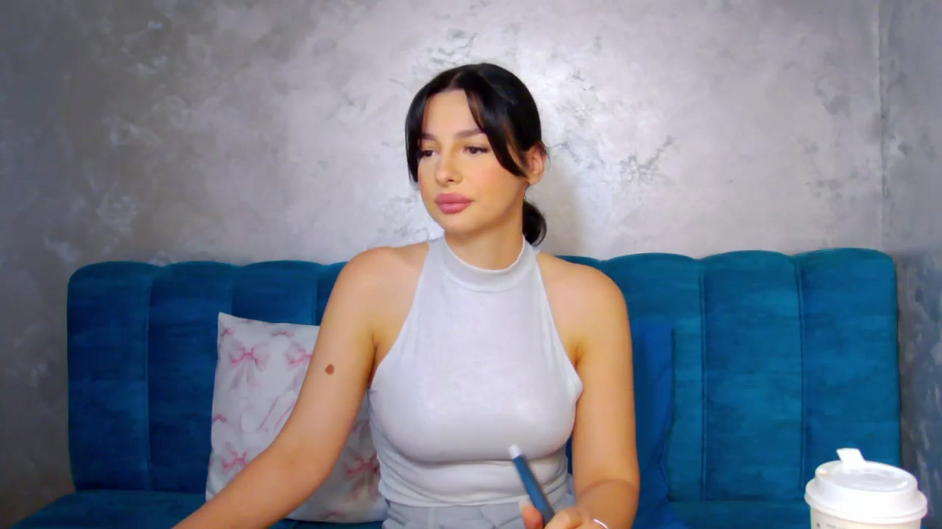 Gallery image thumbnail from SexyLittleMe's myfreecams stream on, 04/02/2025, 15:13 image 4 of 20
