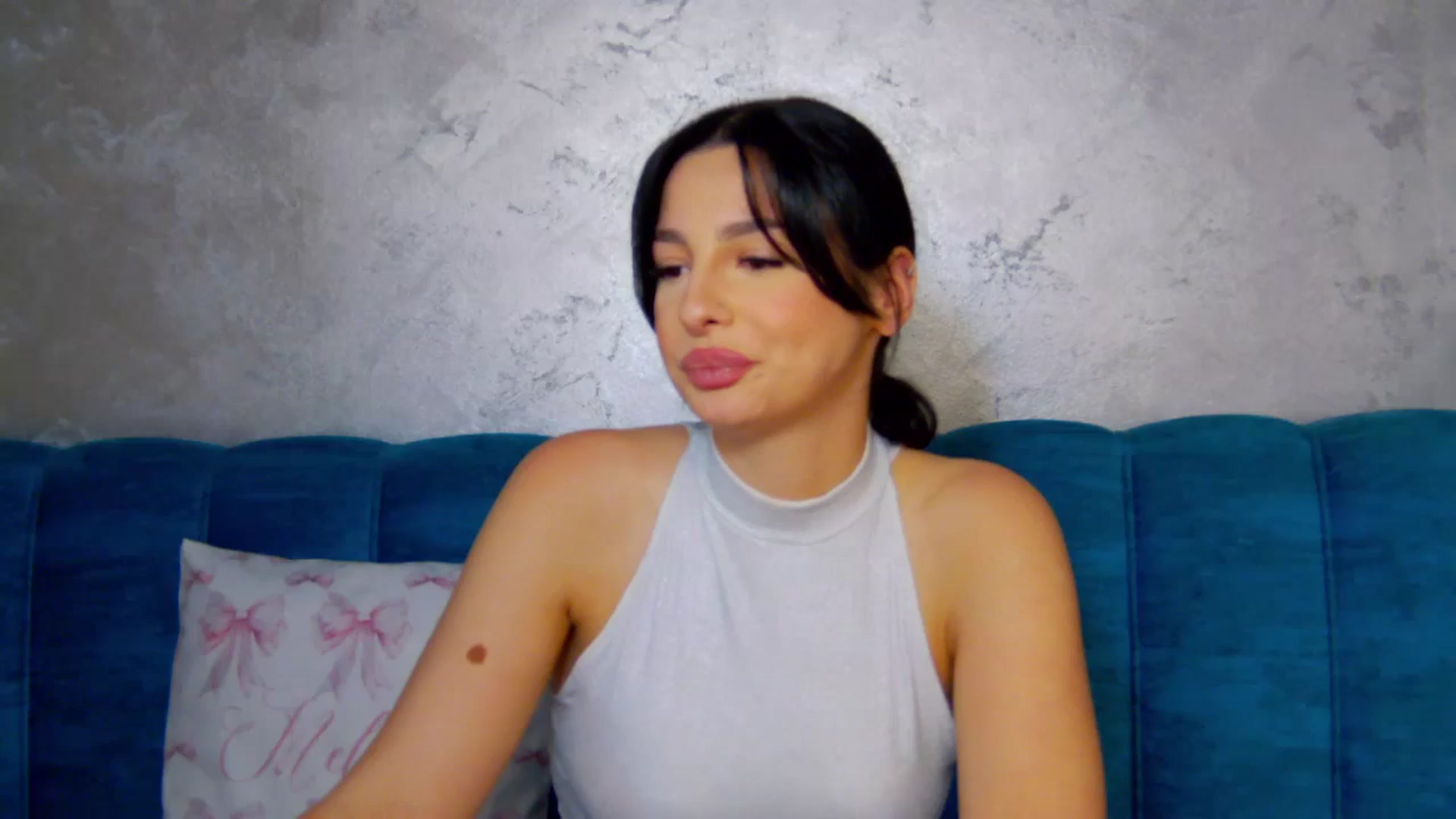 Gallery image thumbnail from SexyLittleMe's myfreecams stream on, 04/02/2025, 15:13 image 16 of 20