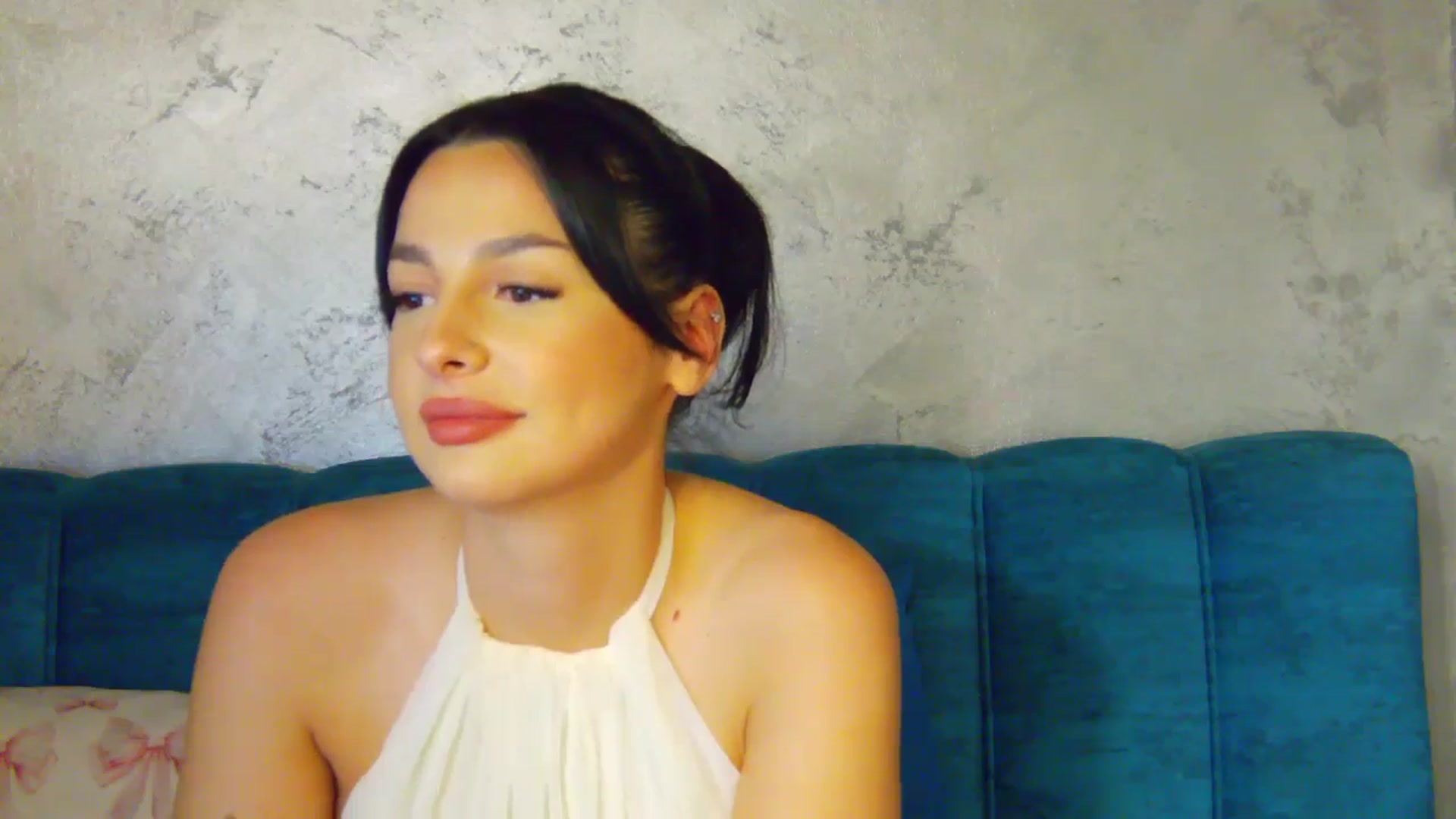 Gallery image thumbnail from SexyLittleMe's myfreecams stream on, 04/04/2025, 18:17 image 2 of 20