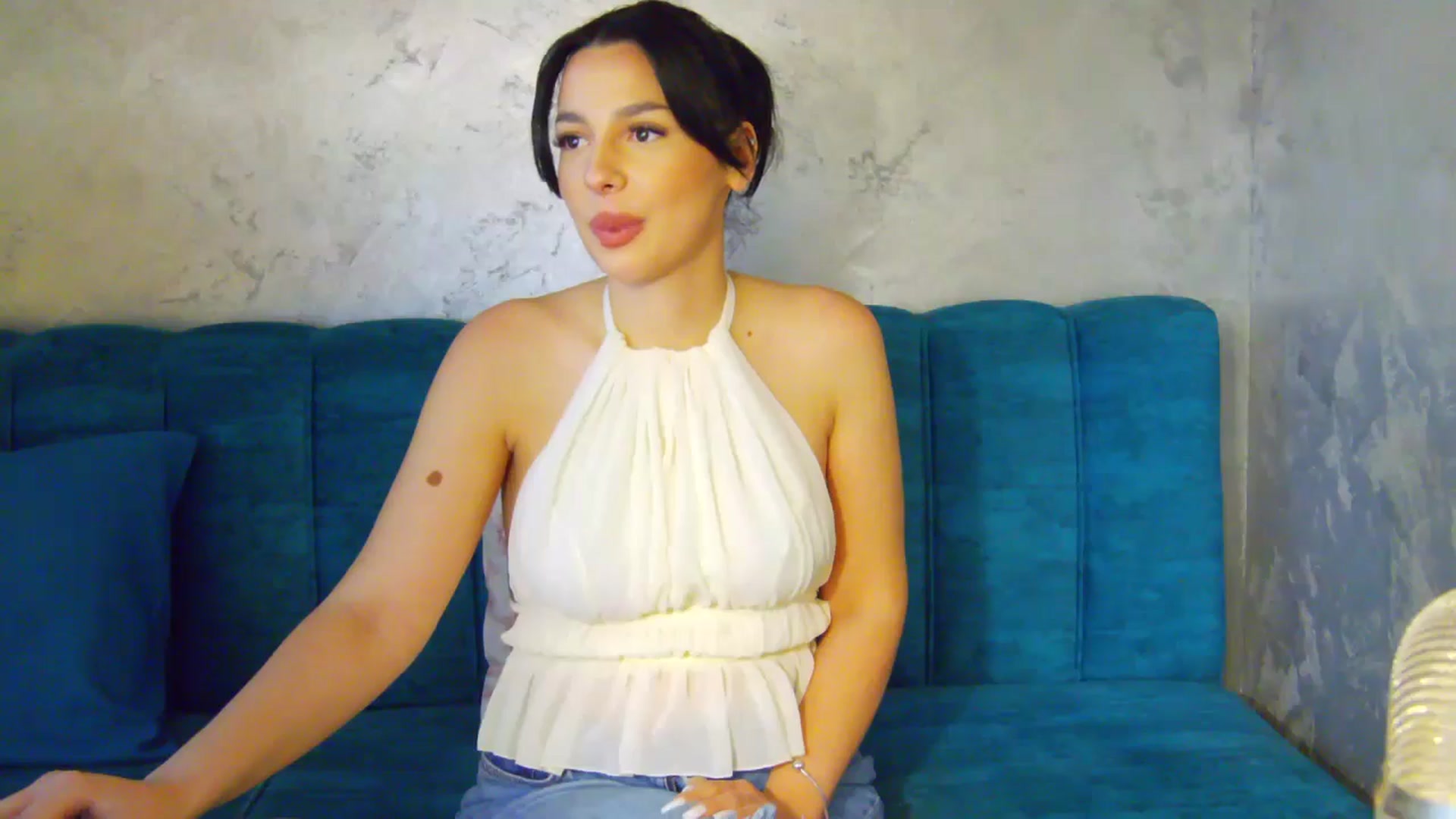 Gallery image thumbnail from SexyLittleMe's myfreecams stream on, 04/04/2025, 18:17 image 17 of 20