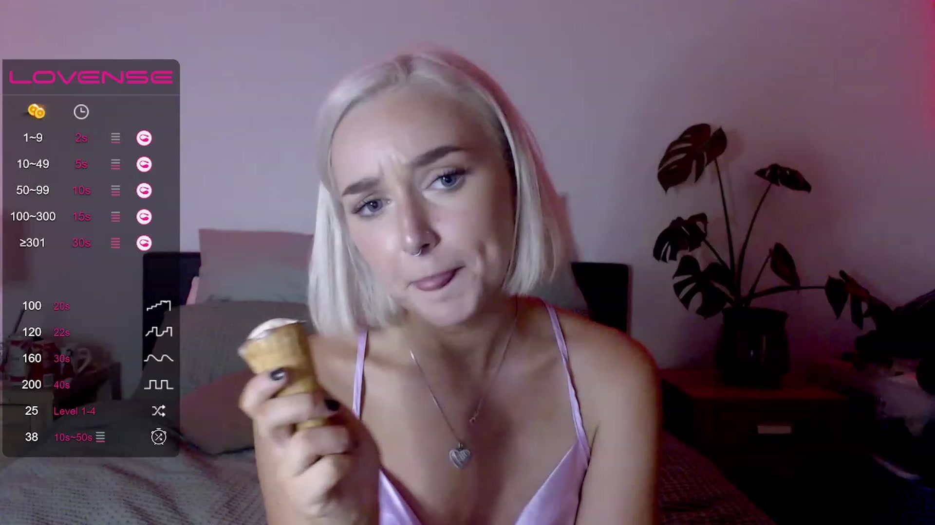Gallery image thumbnail from SexyLiz's myfreecams stream on, 02/14/2023, 12:04 image 19 of 20