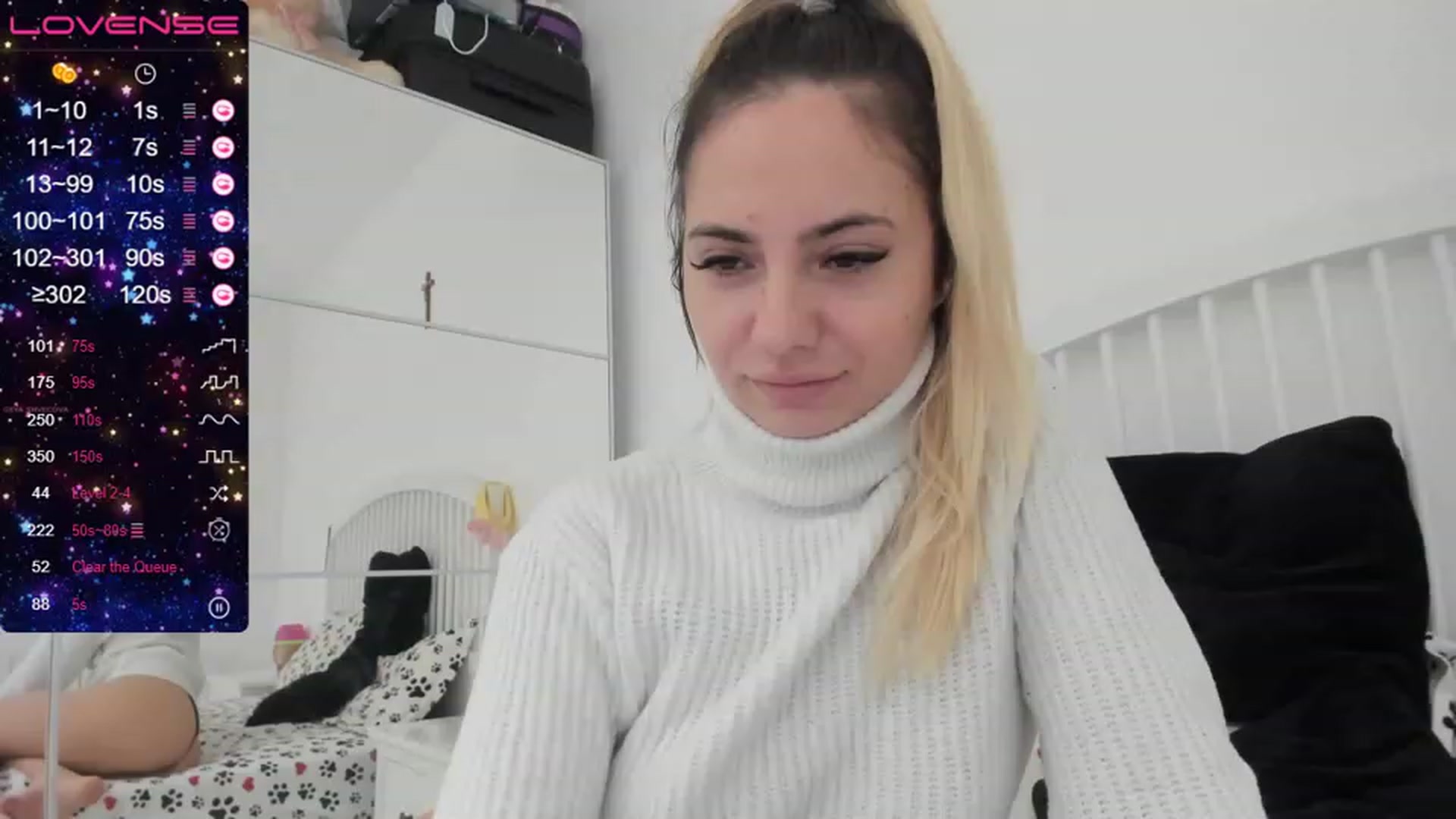 Gallery image thumbnail from SexyMfk1's myfreecams stream on, 11/21/2022, 11:25 image 17 of 20