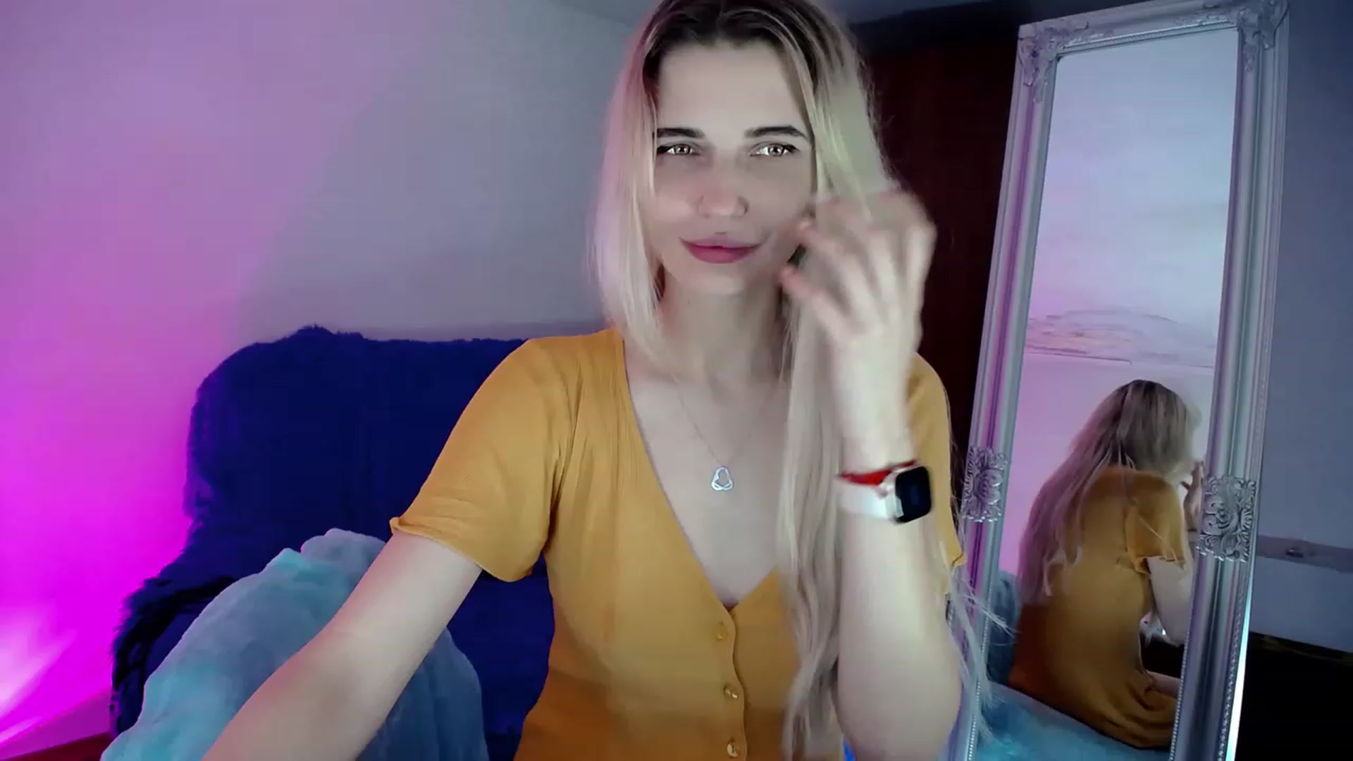Gallery image thumbnail from SexyMilfa's myfreecams stream on, 11/15/2022, 01:29 image 4 of 20