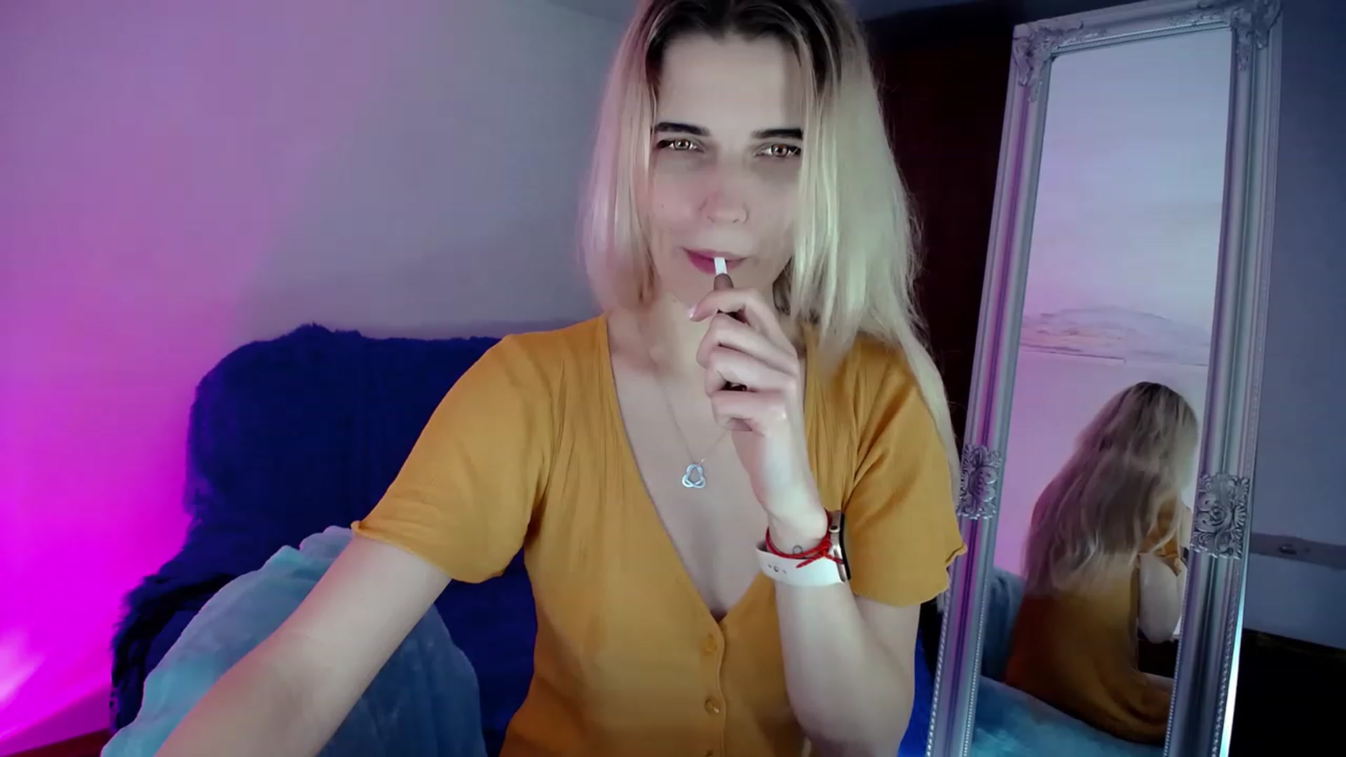Gallery image thumbnail from SexyMilfa's myfreecams stream on, 11/15/2022, 01:29 image 1 of 20