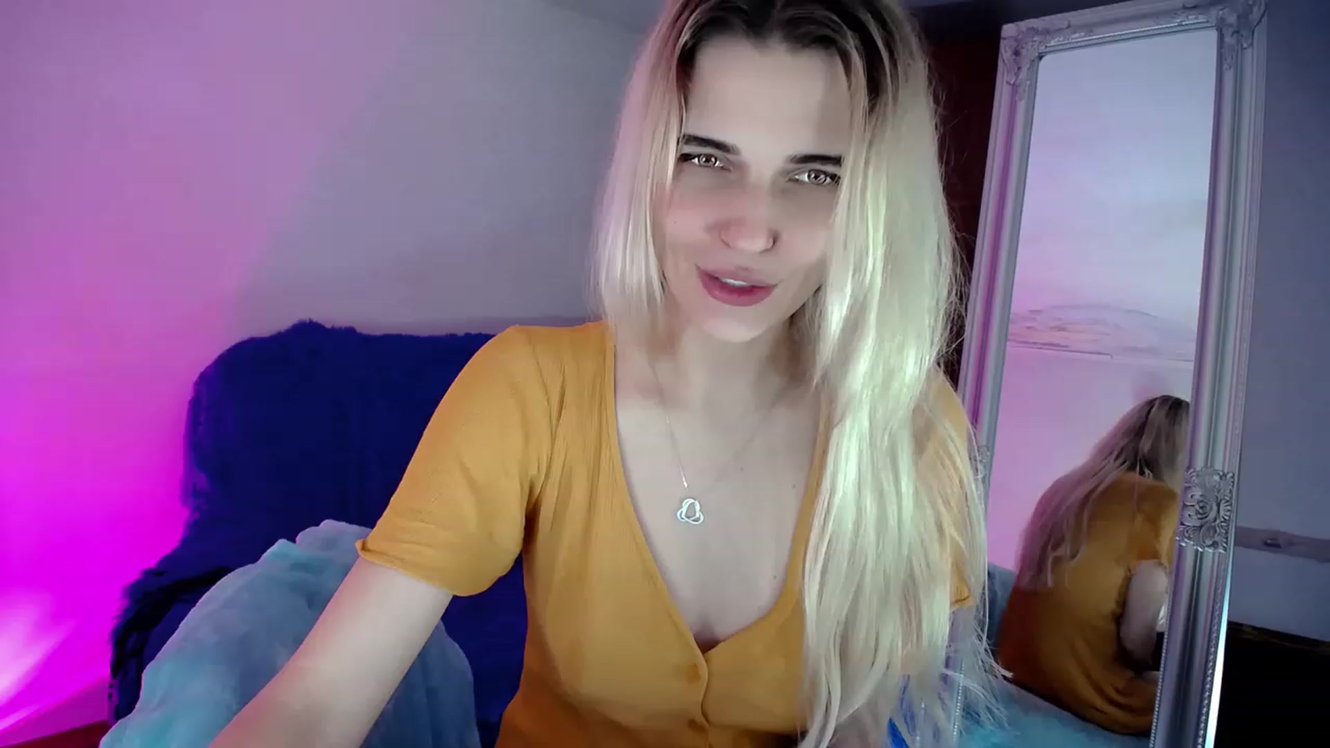 Gallery image thumbnail from SexyMilfa's myfreecams stream on, 11/15/2022, 01:29 image 2 of 20