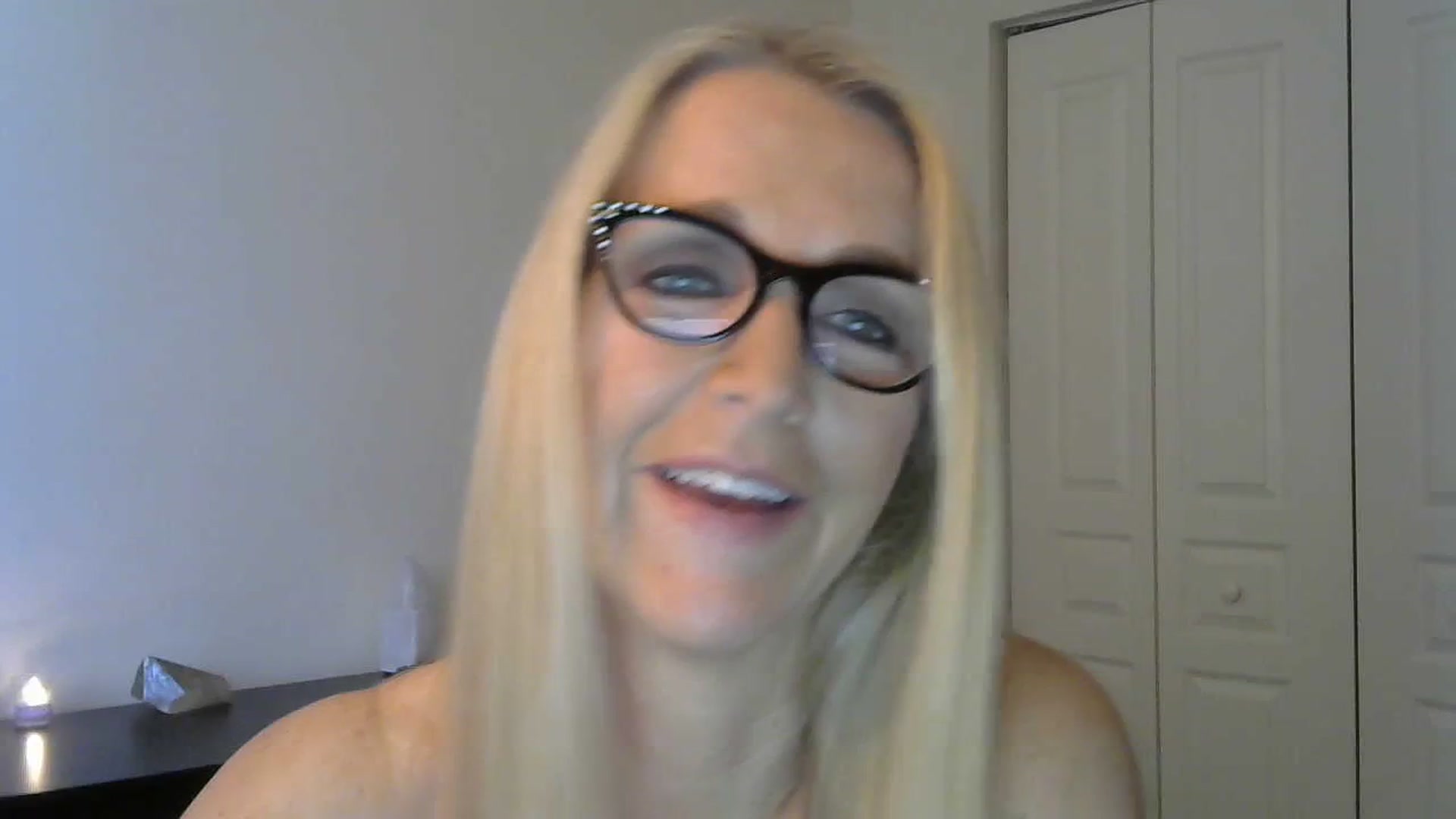 Gallery image thumbnail from SexyMissAva's myfreecams stream on, 07/13/2023, 16:18 image 4 of 20