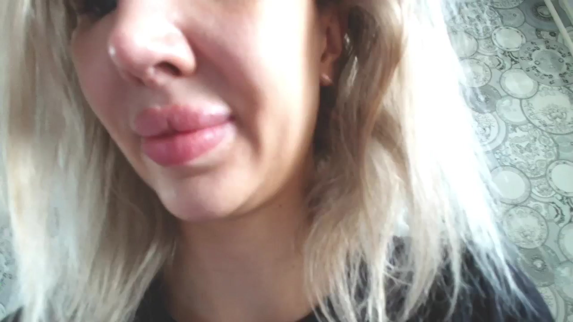 Gallery image thumbnail from SexyQueenNina's myfreecams stream on, 12/26/2025, 11:26 image 6 of 20