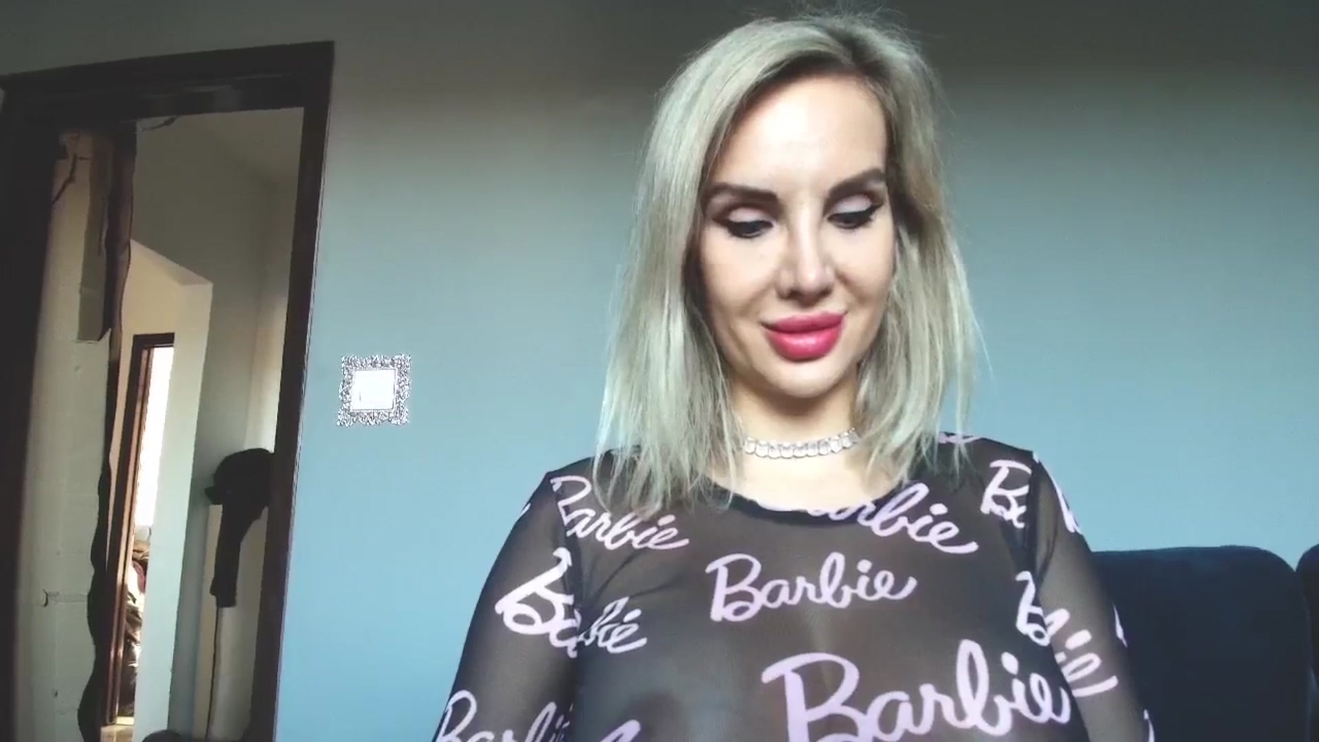 Gallery image thumbnail from SexyQueenNina's myfreecams stream on, 01/18/2026, 12:34 image 19 of 20