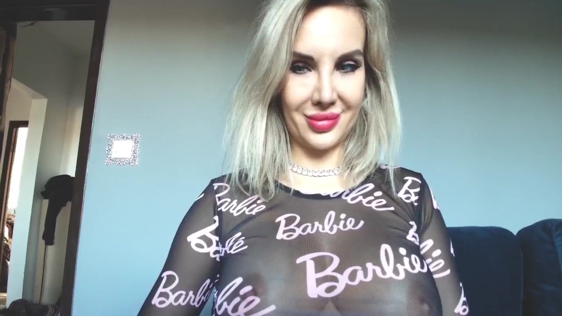 Gallery image thumbnail from SexyQueenNina's myfreecams stream on, 01/18/2026, 12:34 image 5 of 20