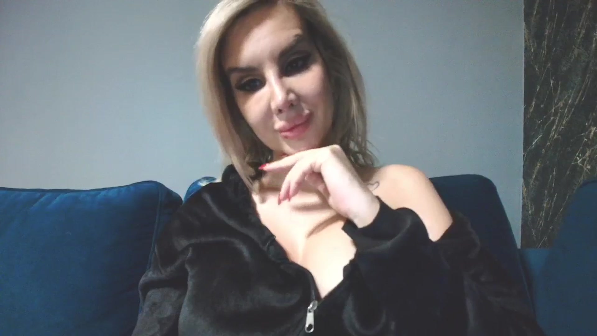 Gallery image thumbnail from SexyQueenNina's myfreecams stream on, 02/22/2026, 19:40 image 2 of 20