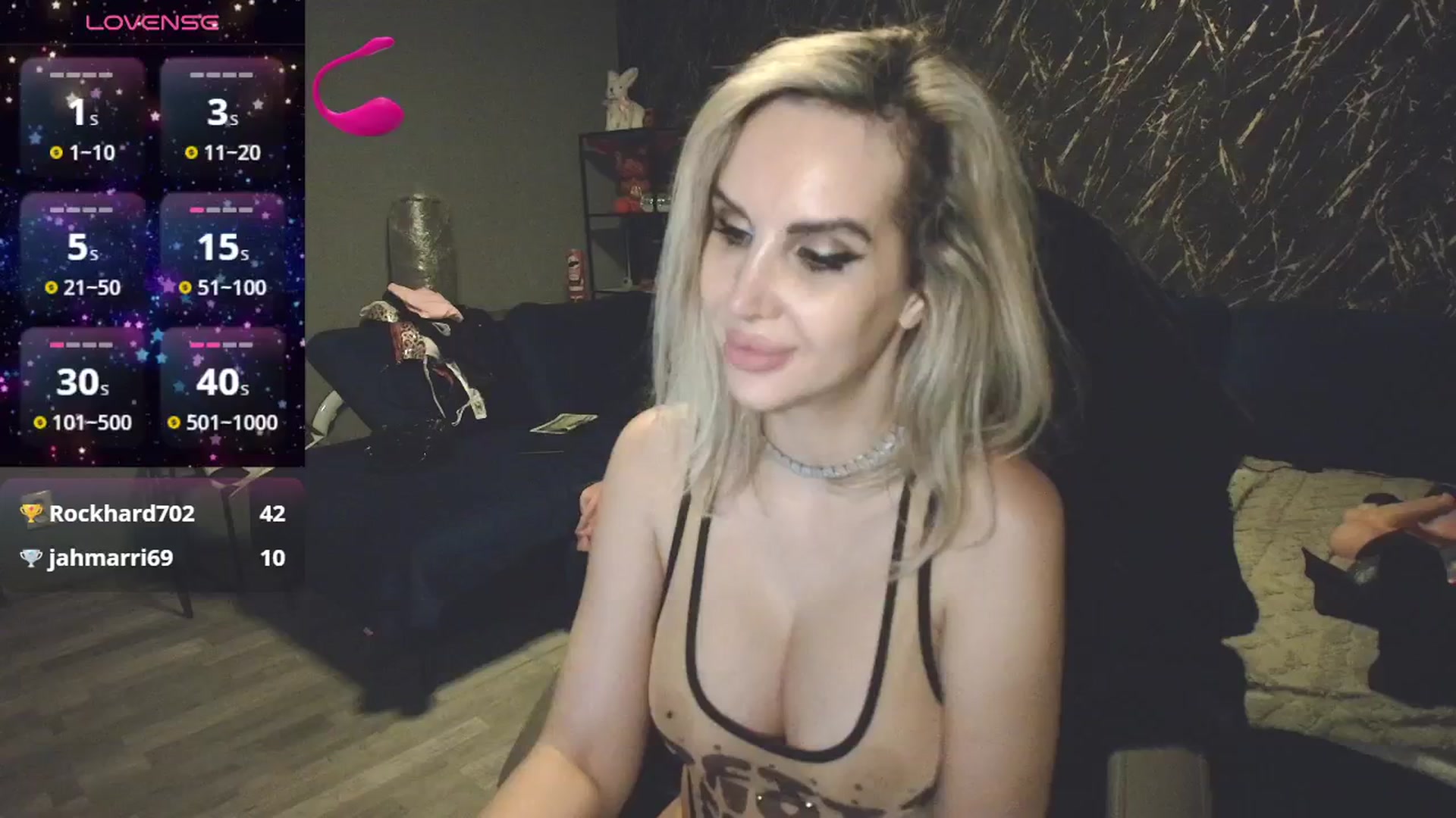 Gallery image thumbnail from SexyQueenNina's myfreecams stream on, 03/24/2026, 18:09 image 4 of 20