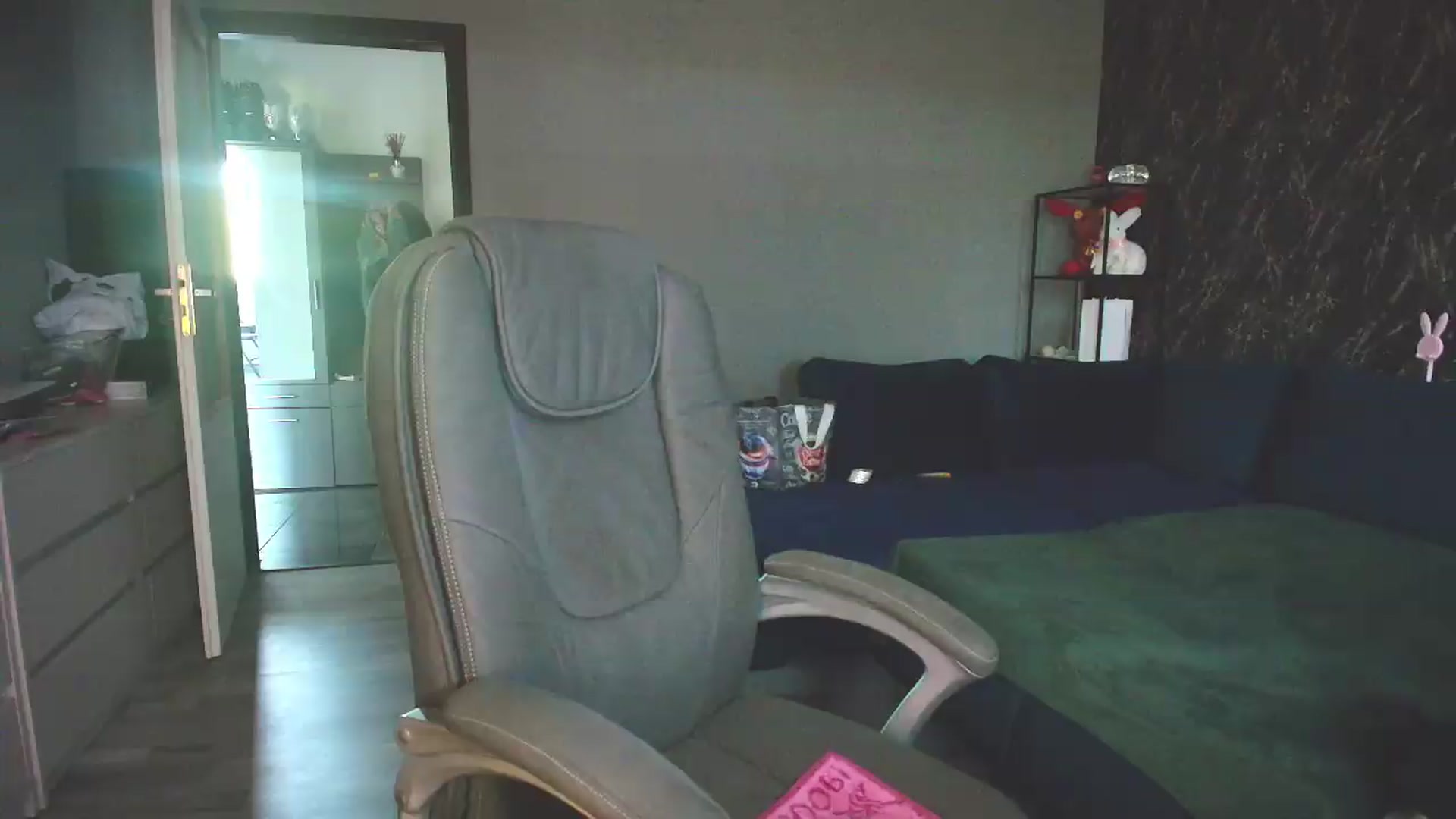 Gallery image thumbnail from SexyQueenNina's myfreecams stream on, 05/24/2026, 15:19 image 7 of 20