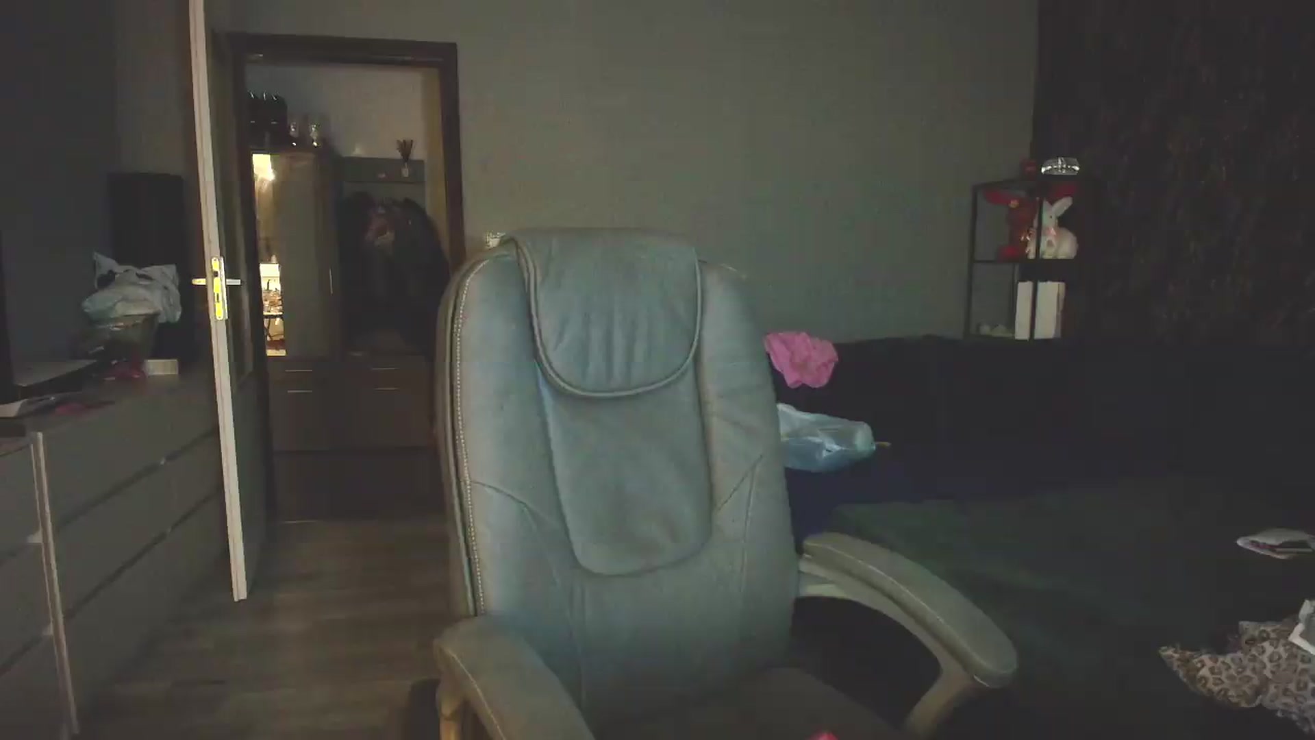 Gallery image thumbnail from SexyQueenNina's myfreecams stream on, 05/29/2026, 21:51 image 1 of 20