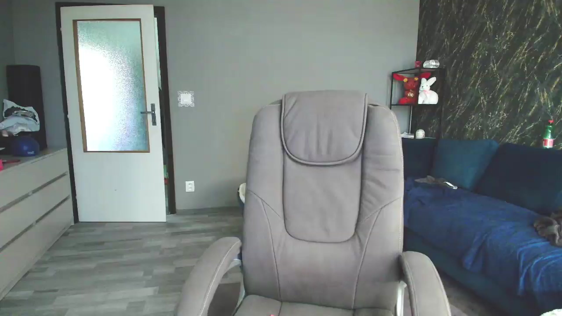 Gallery image thumbnail from SexyQueenNina's myfreecams stream on, 06/16/2026, 07:00 image 9 of 20