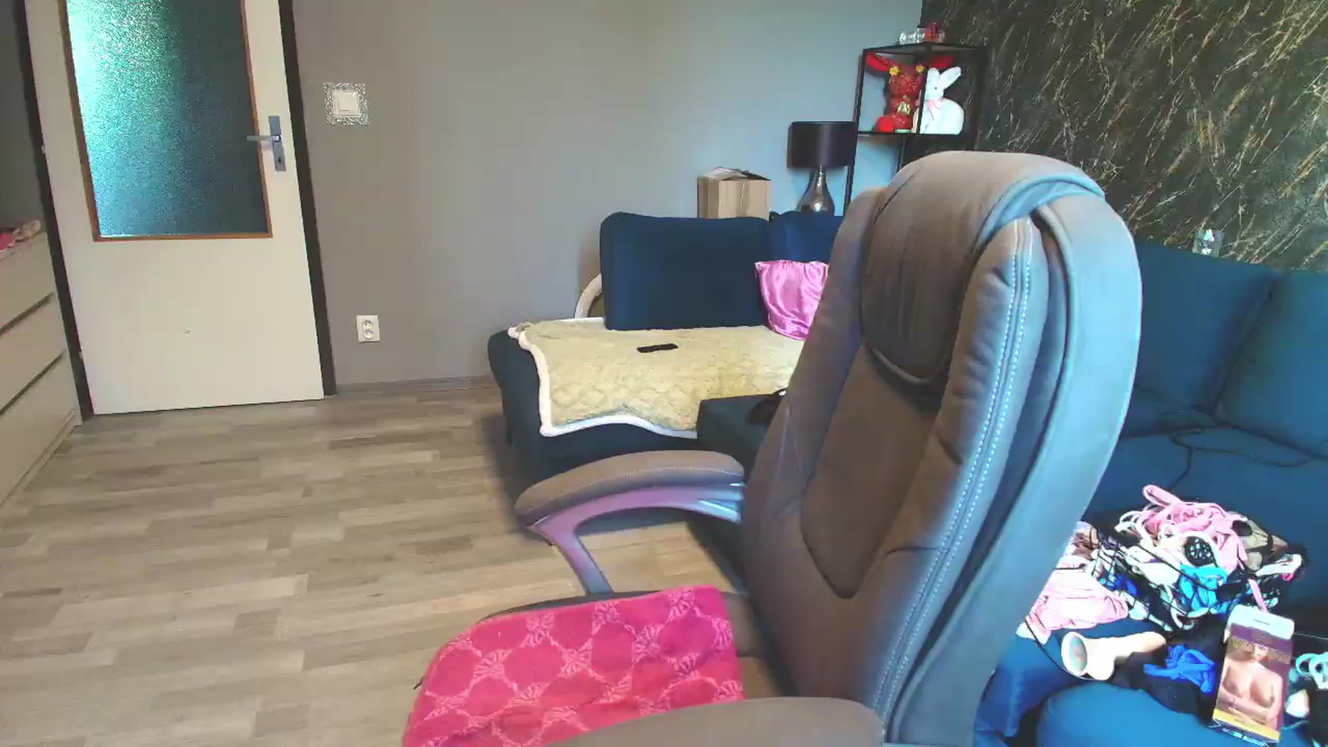 Gallery image thumbnail from SexyQueenNina's myfreecams stream on, 08/02/2026, 08:37 image 18 of 20